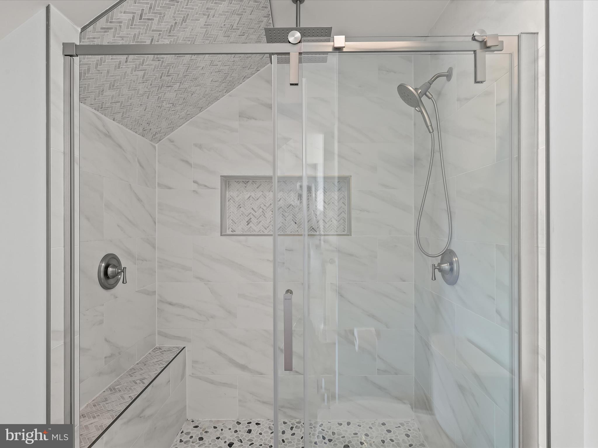 VILLAGE OF HICKORY RIDGE - Residential