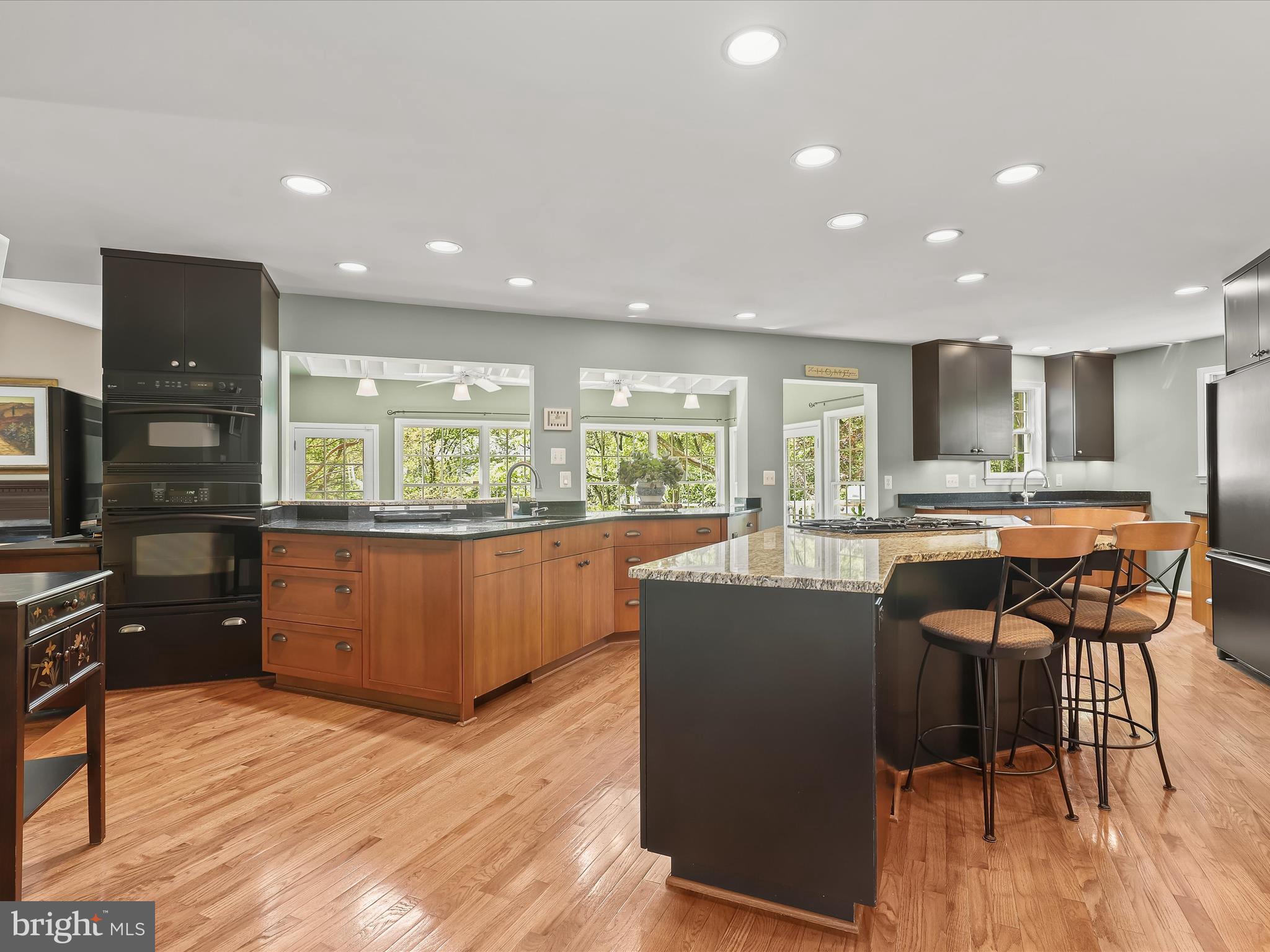 VILLAGE OF HICKORY RIDGE - Residential