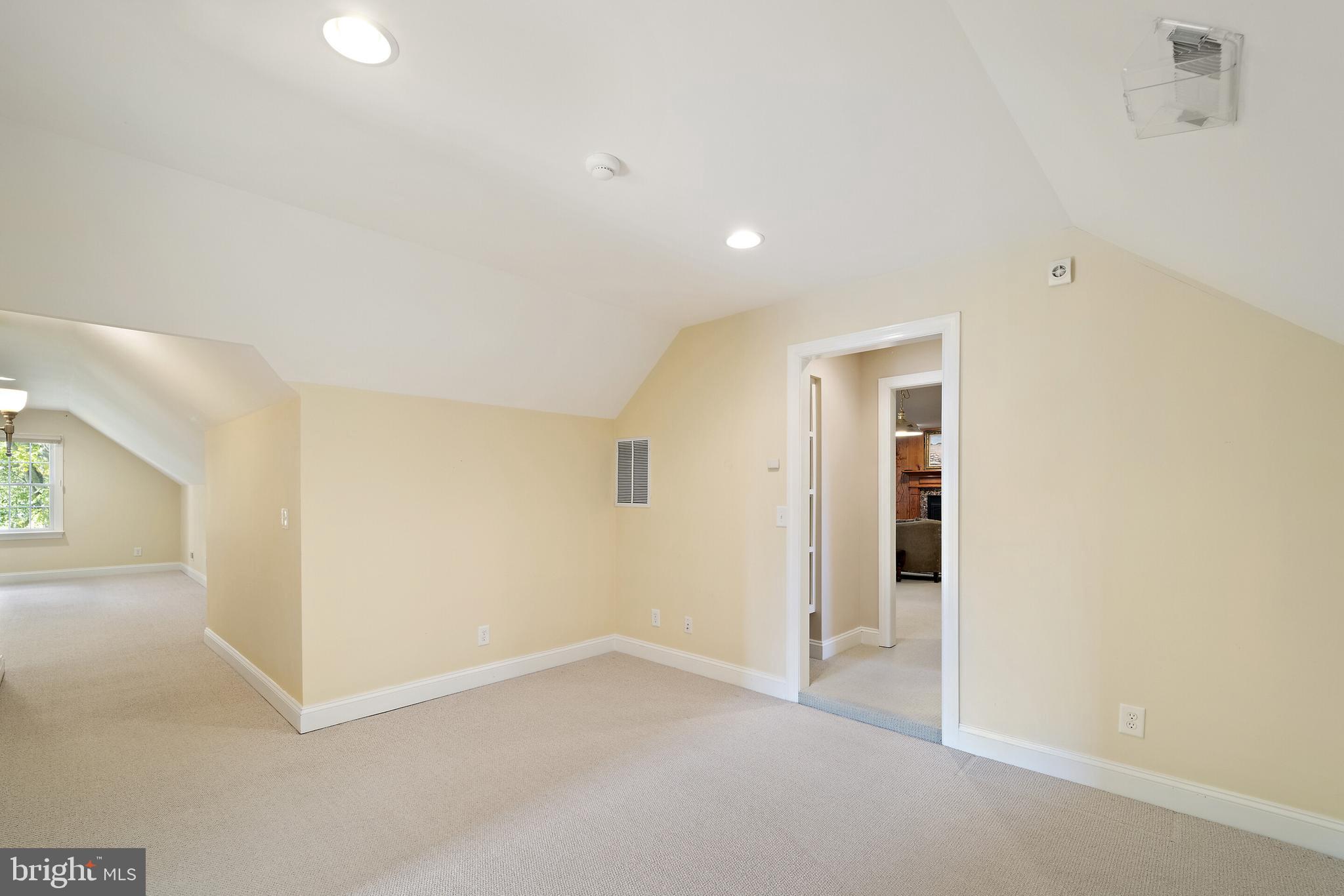 FERNBANK - Residential