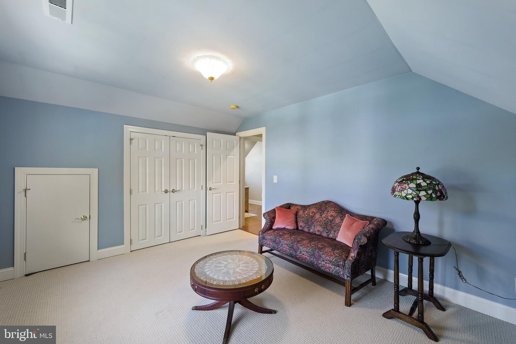 FERNBANK - Residential