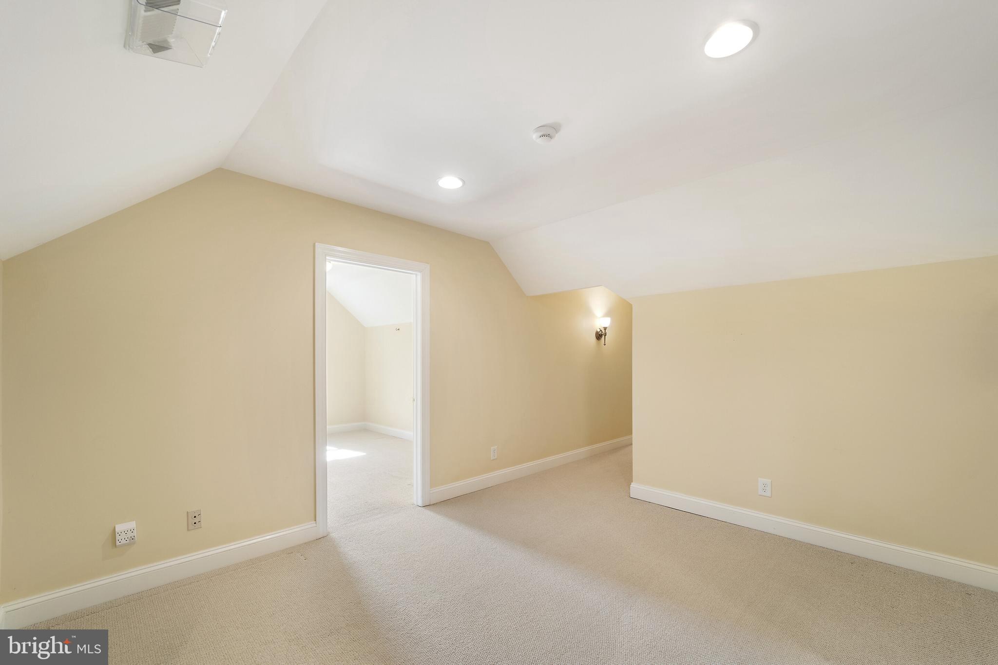 FERNBANK - Residential