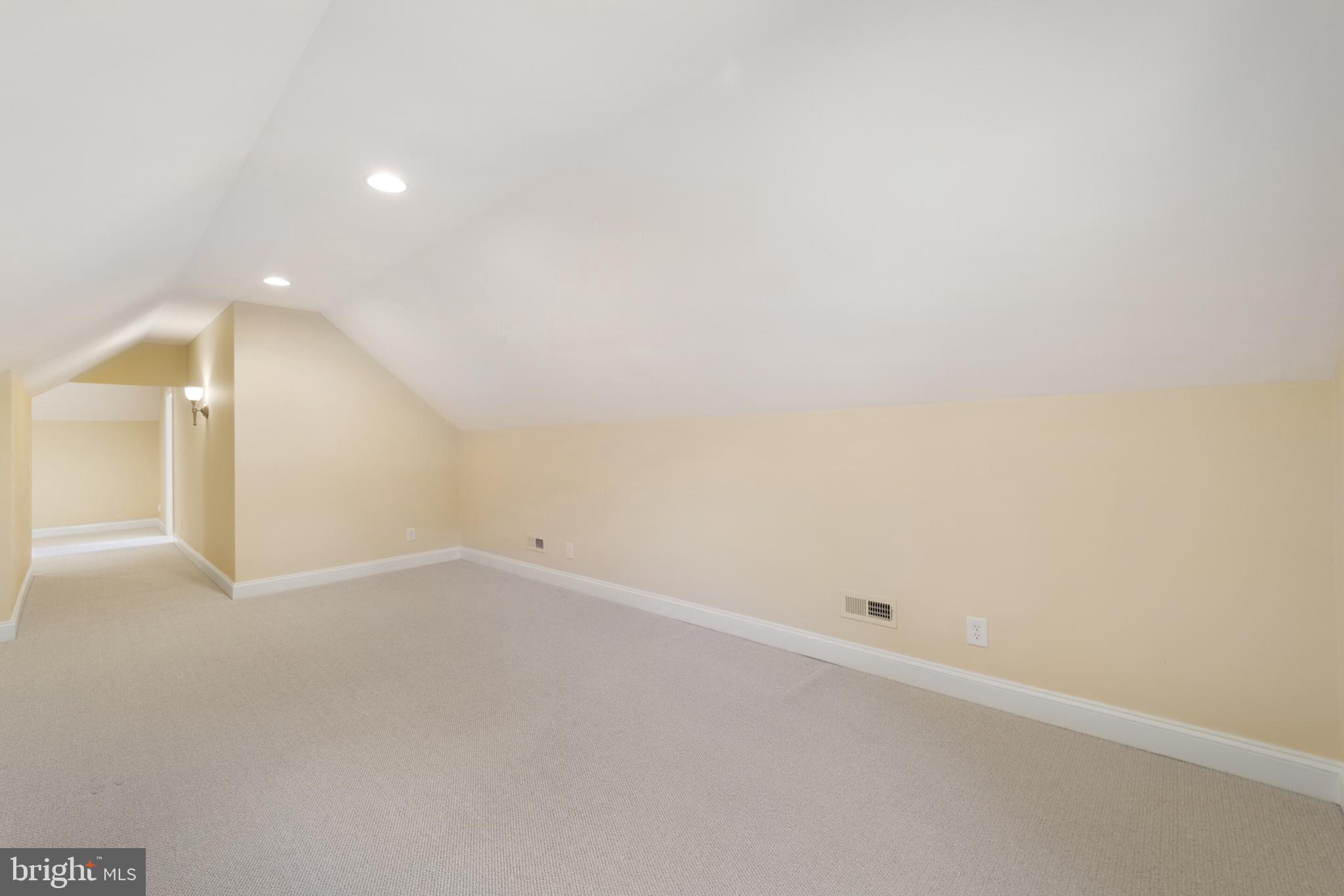 FERNBANK - Residential