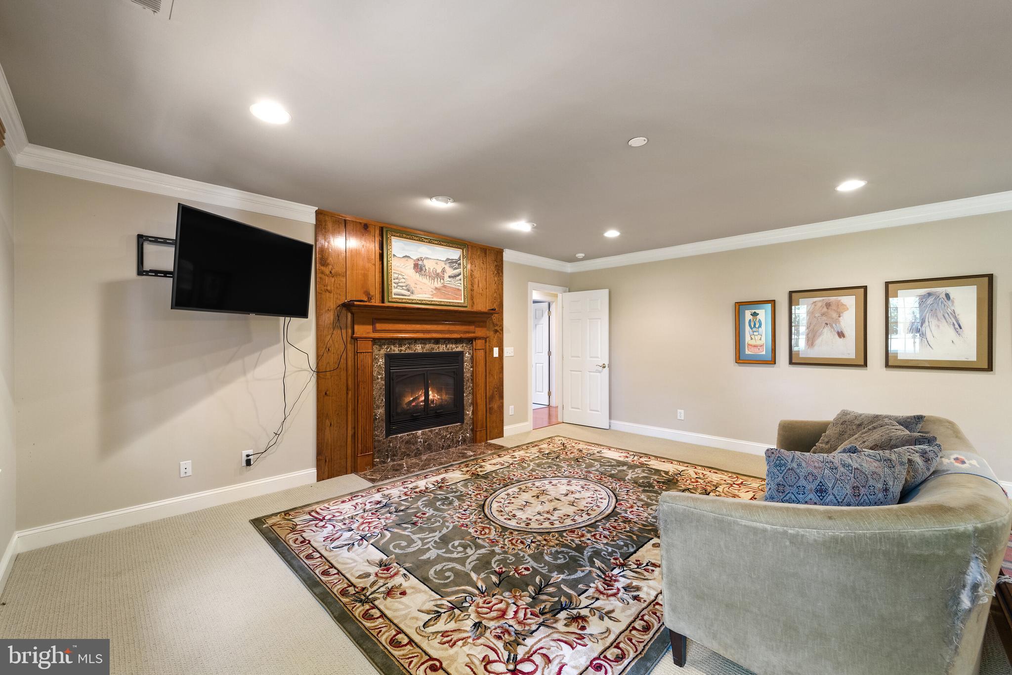 FERNBANK - Residential