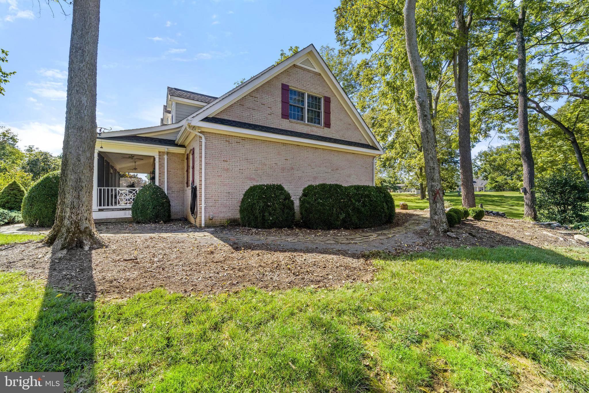 FERNBANK - Residential