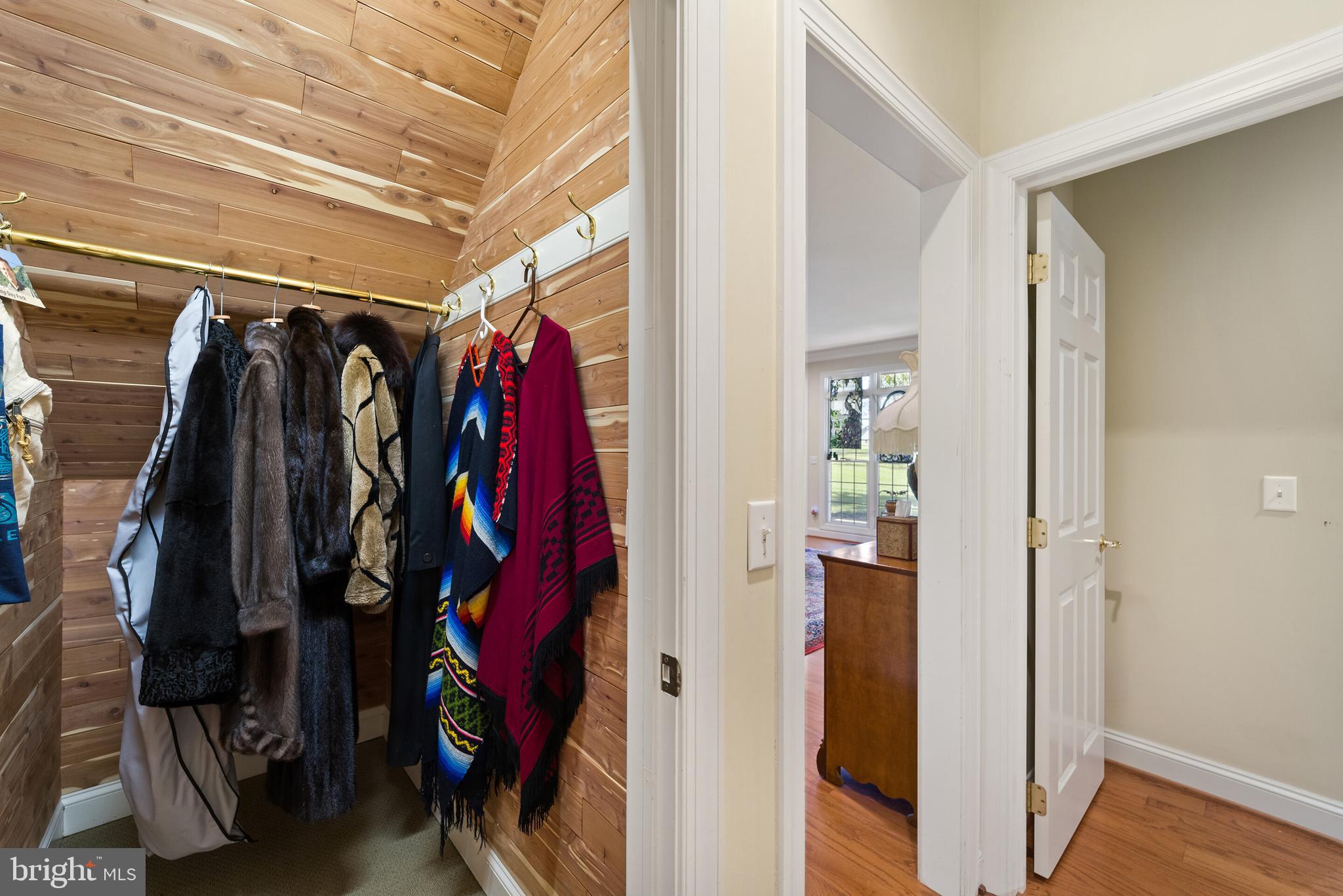 FERNBANK - Residential