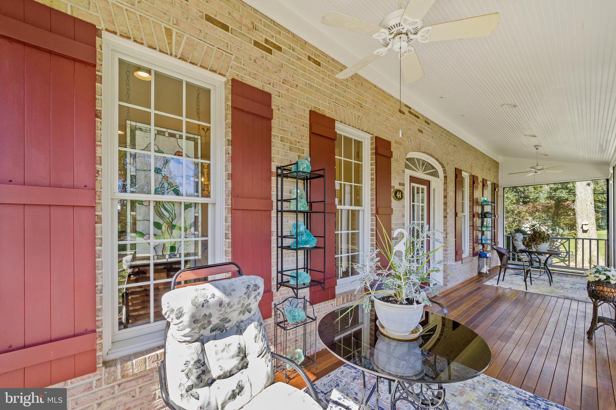 FERNBANK - Residential