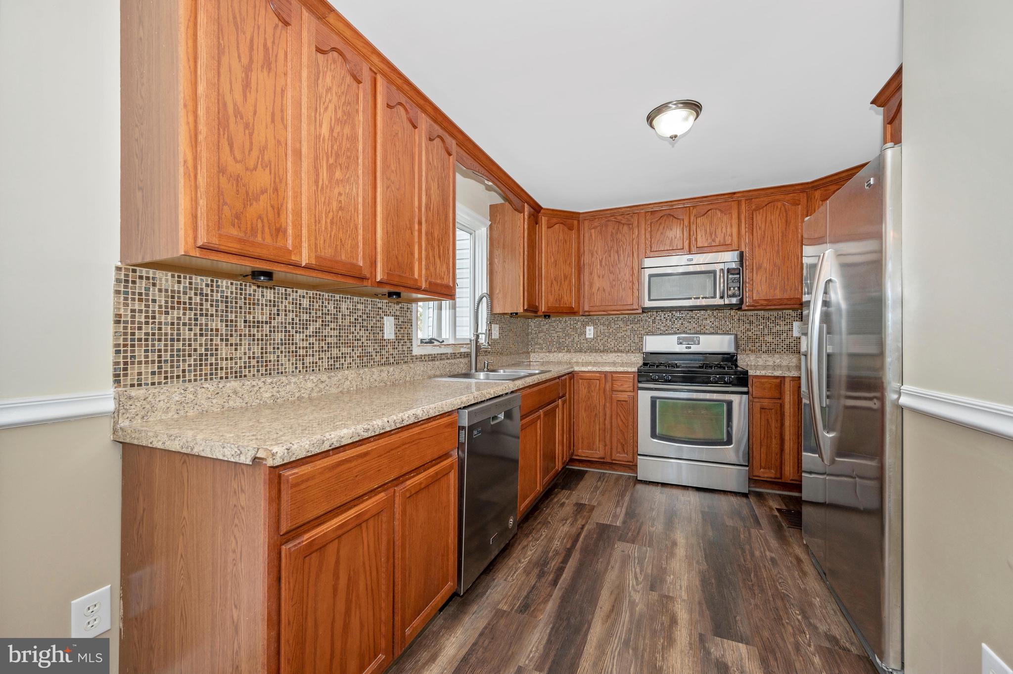 KENLY SQUARE - Residential