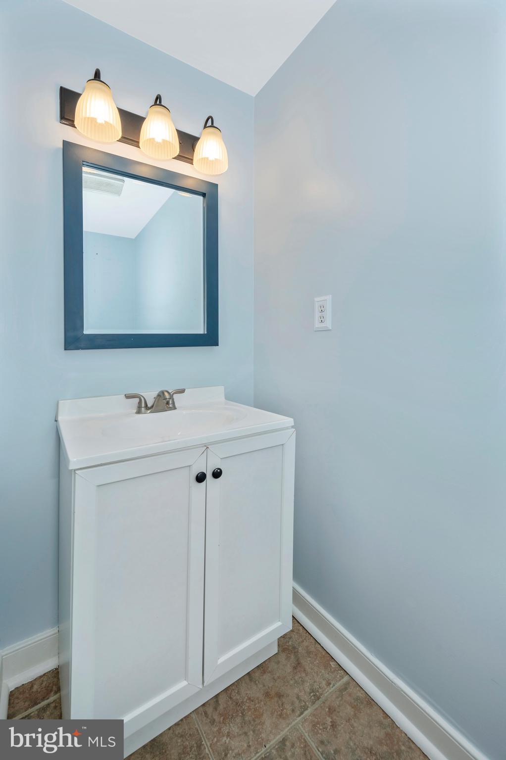 KENLY SQUARE - Residential