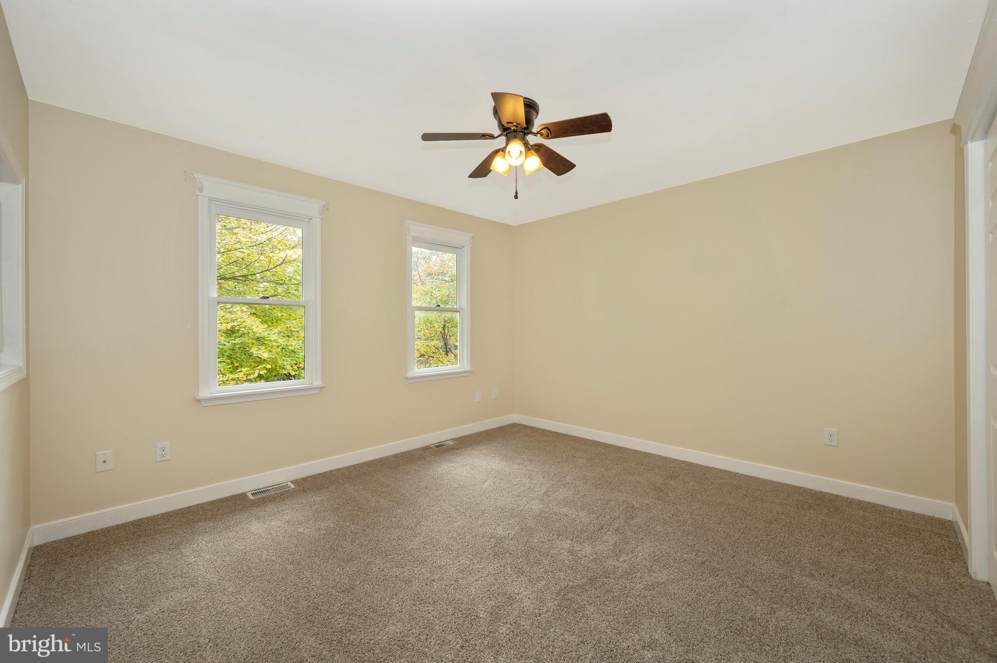 KENLY SQUARE - Residential