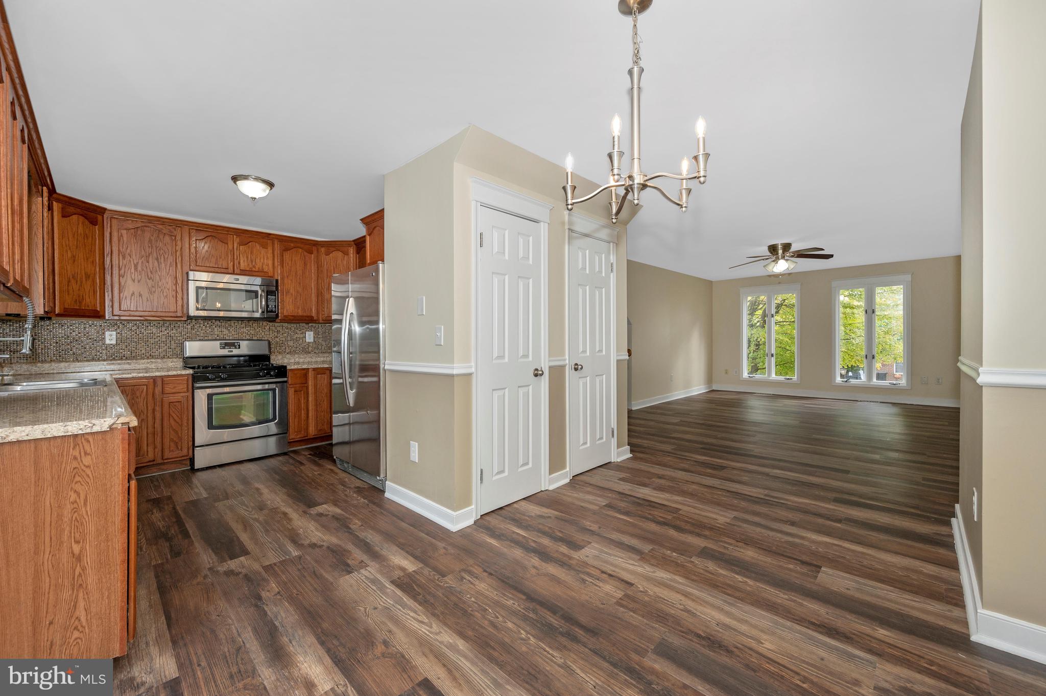 KENLY SQUARE - Residential