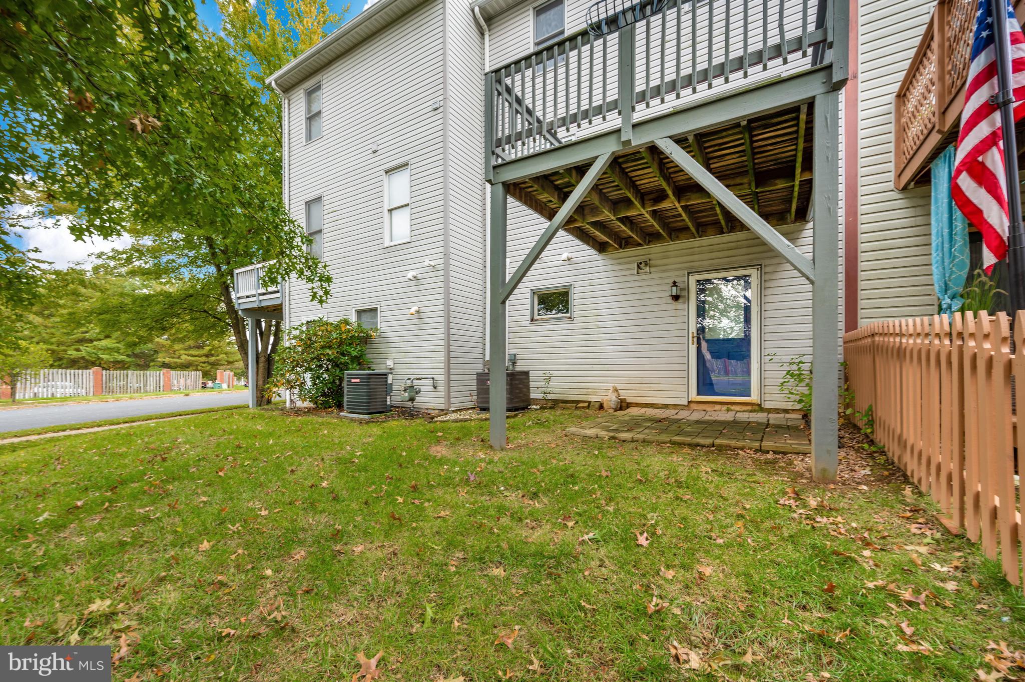 KENLY SQUARE - Residential