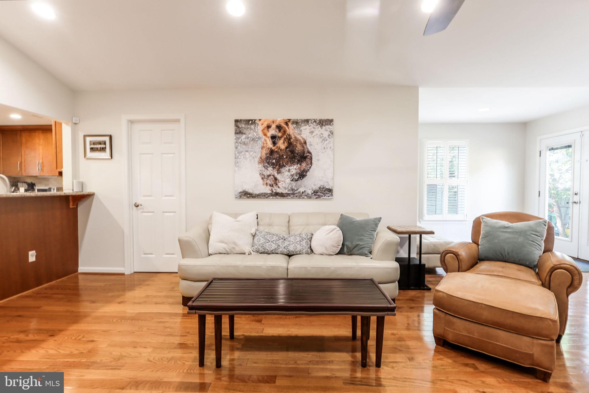 HOLLIN HALL VILLAGE - Residential Lease