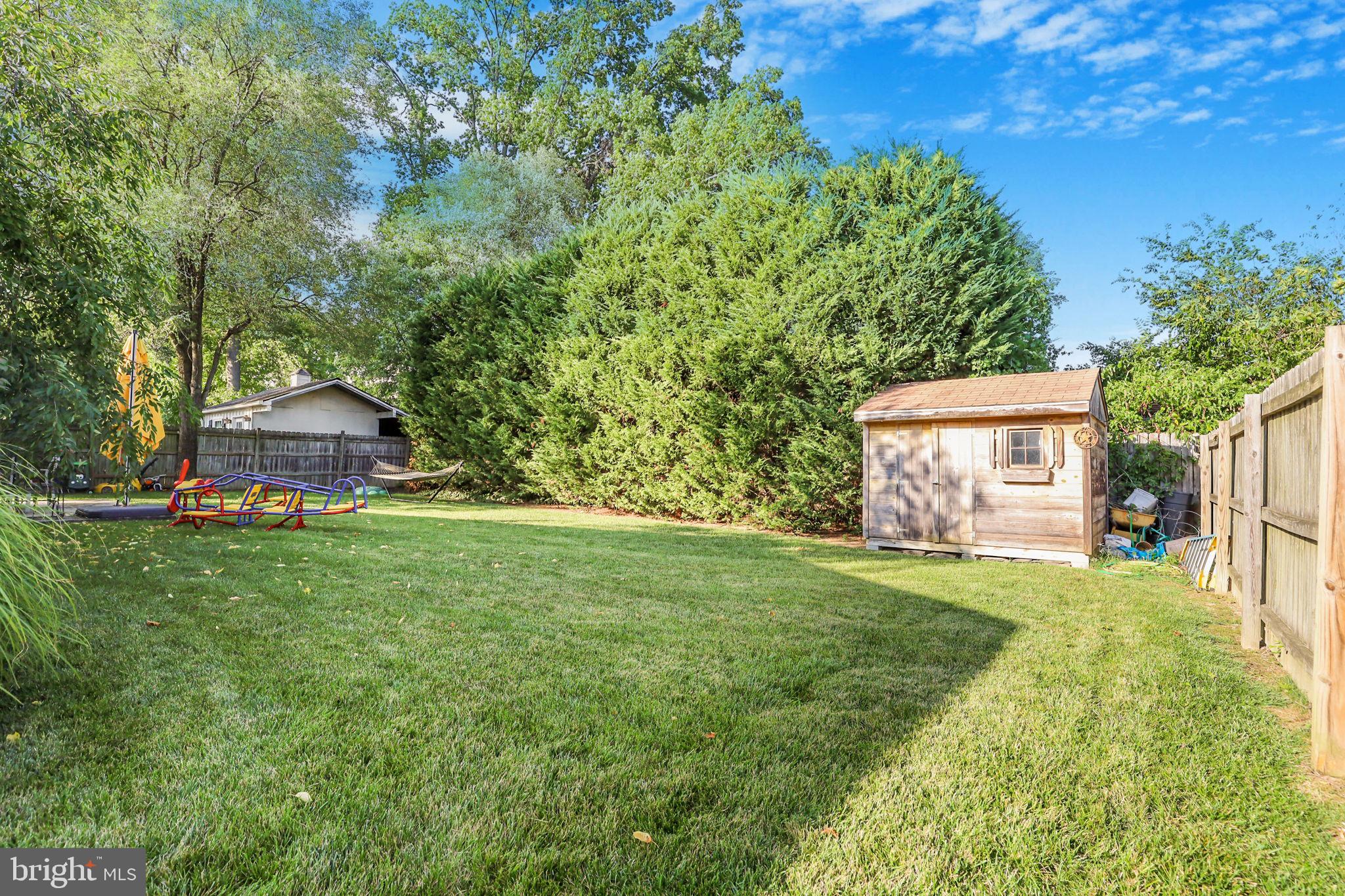 HOLLIN HALL VILLAGE - Residential Lease