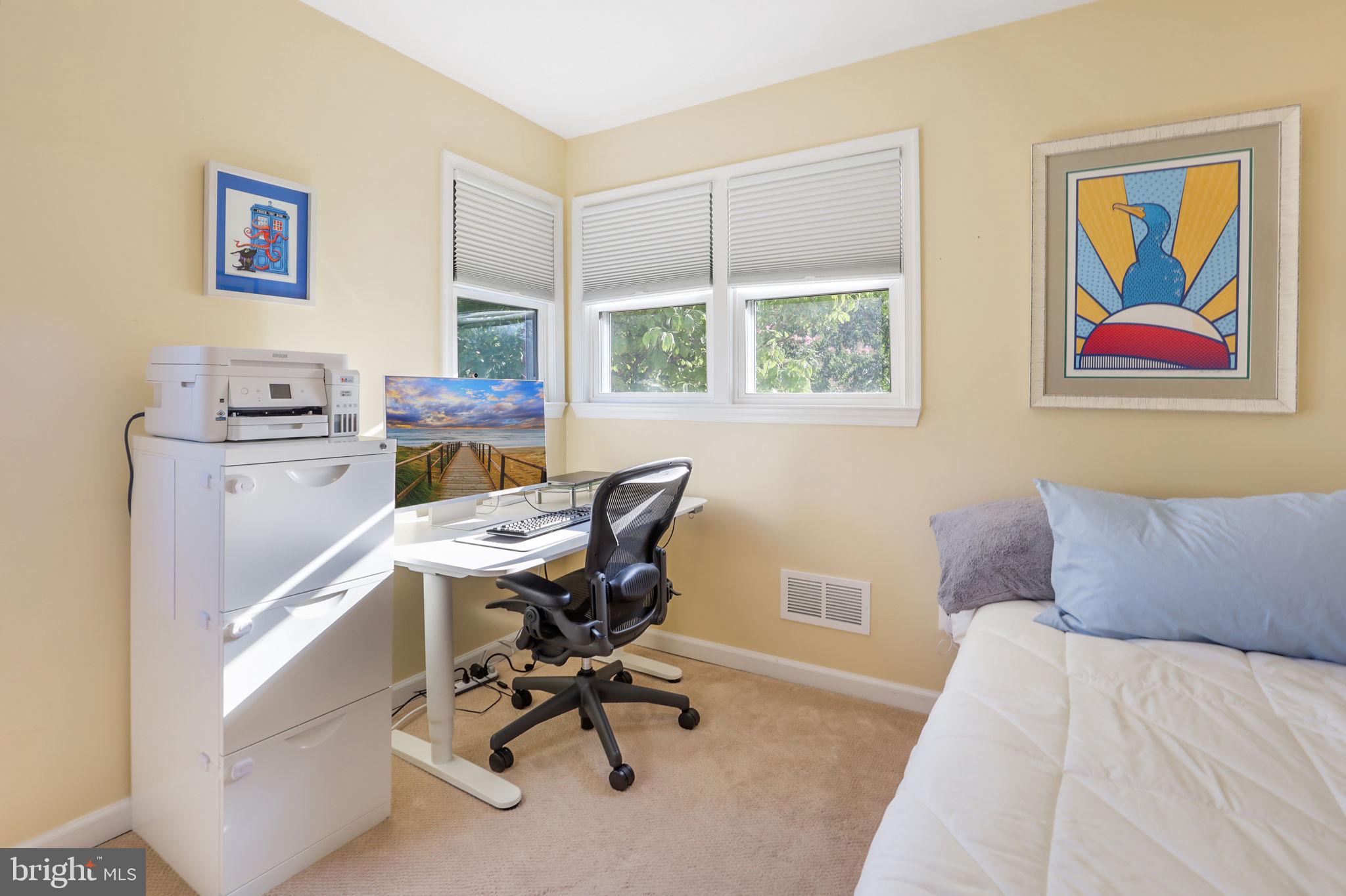 HOLLIN HALL VILLAGE - Residential Lease