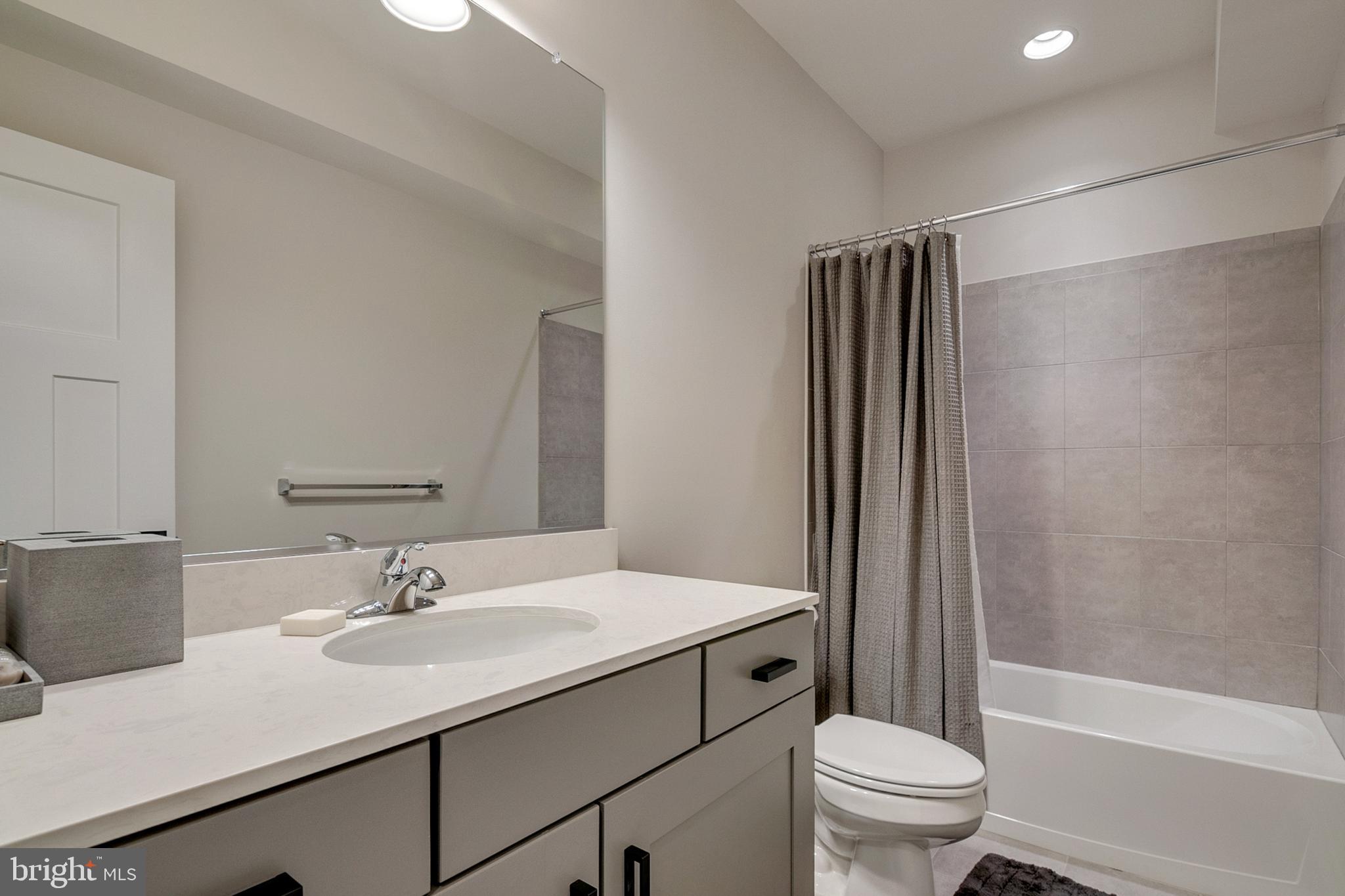 WOODLANDS AT PLUM CREEK - Residential