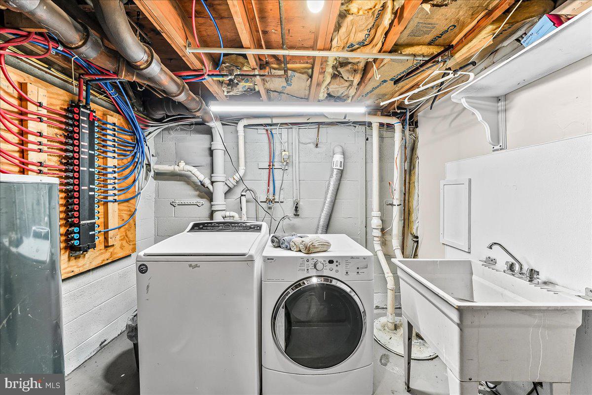 NEWTOWN HGTS - Residential