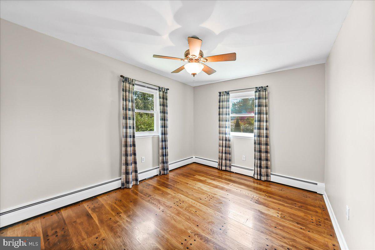 NEWTOWN HGTS - Residential