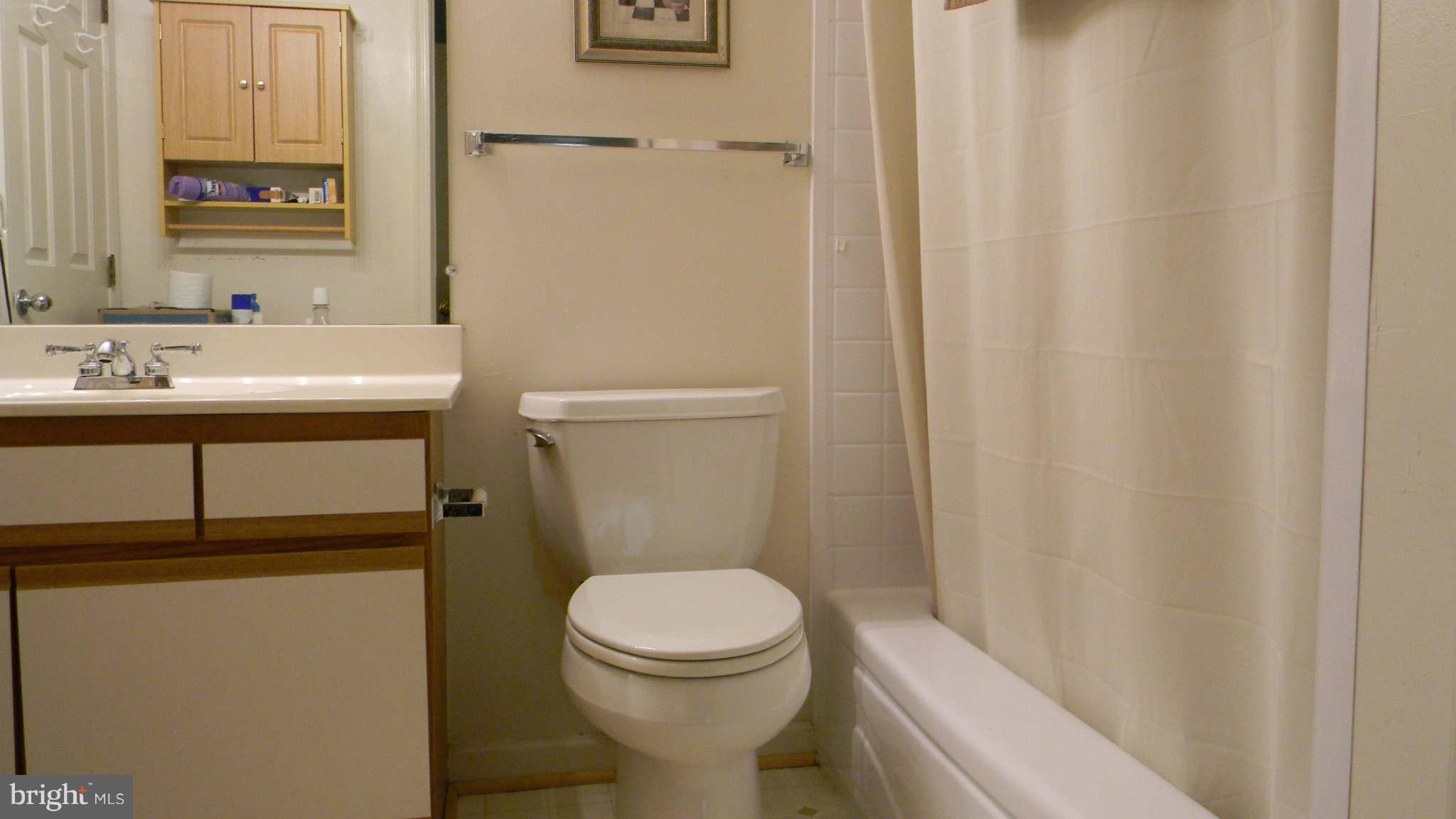 RIVERSIDE PARK - Residential