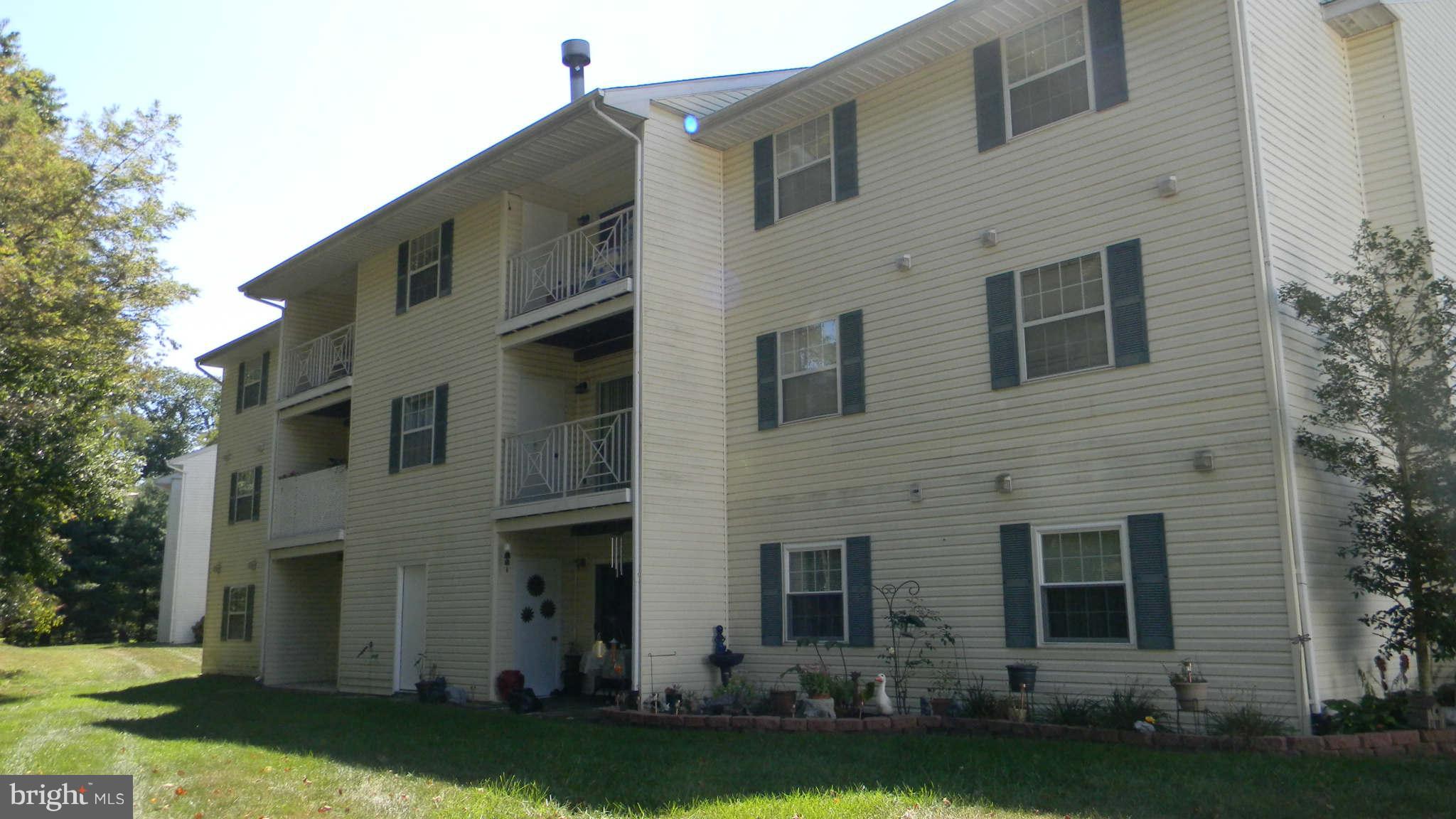 RIVERSIDE PARK - Residential