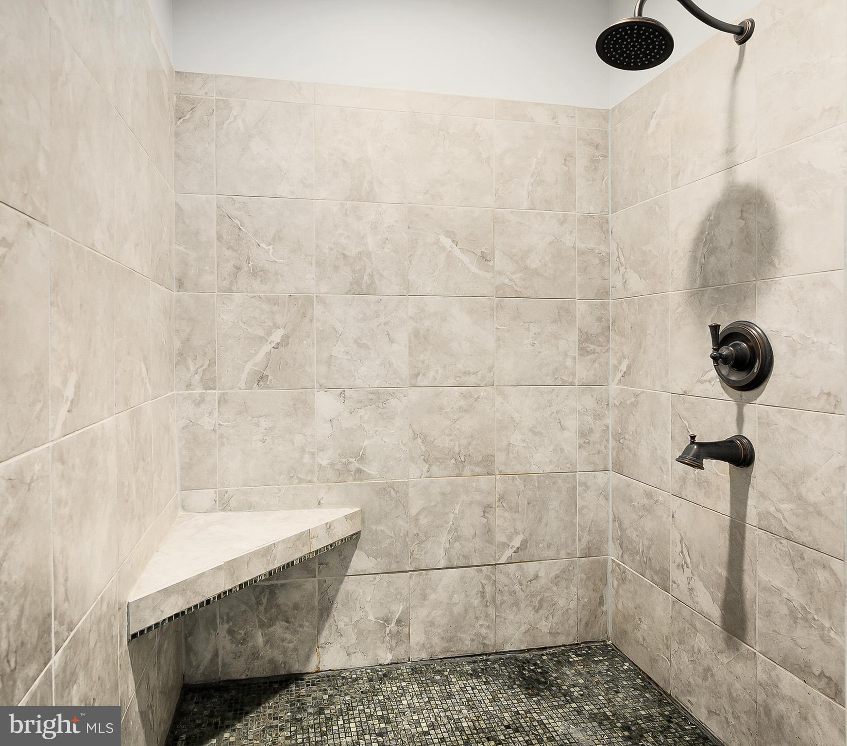 CABIN HILL - Residential