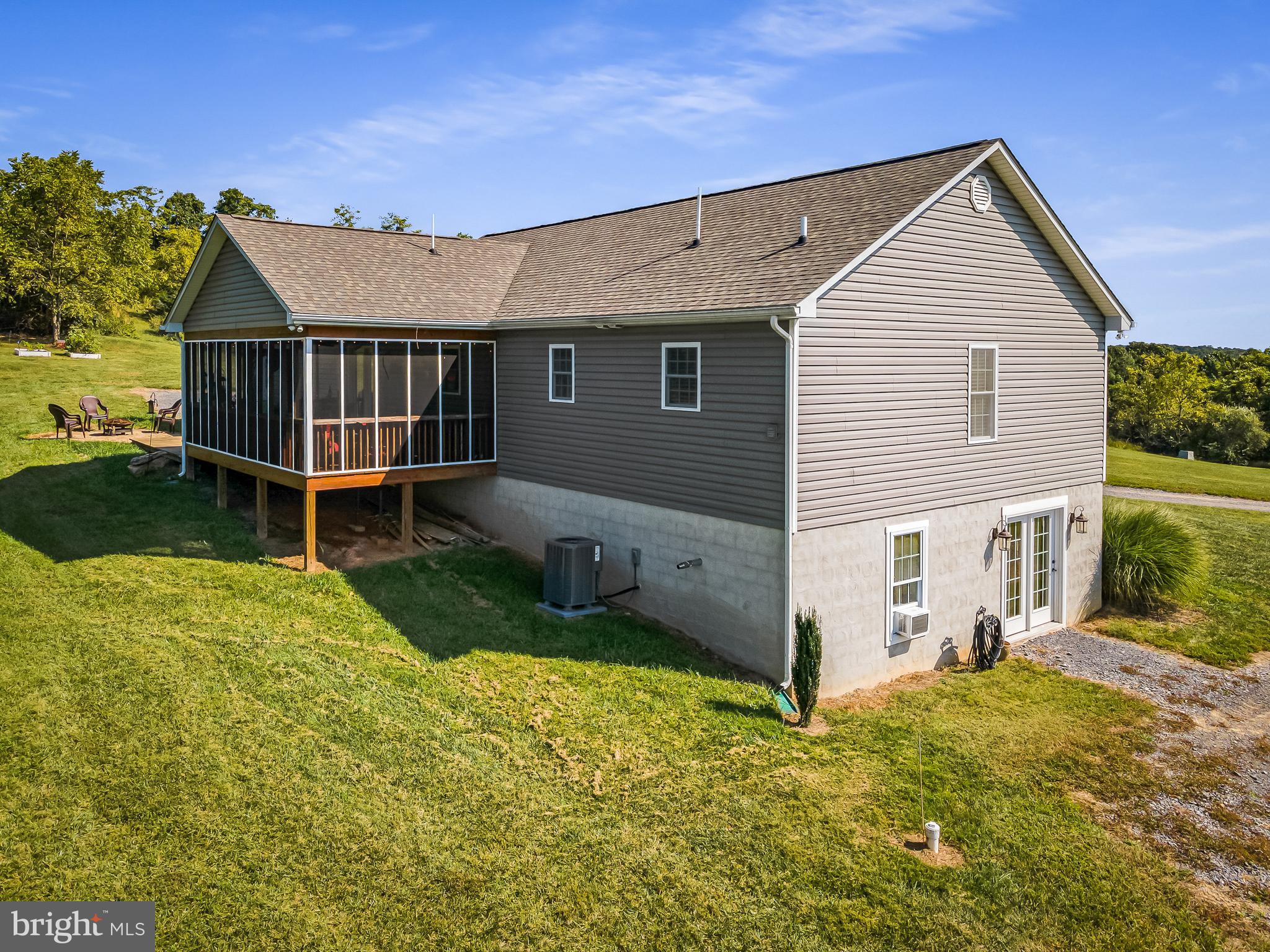 CABIN HILL - Residential