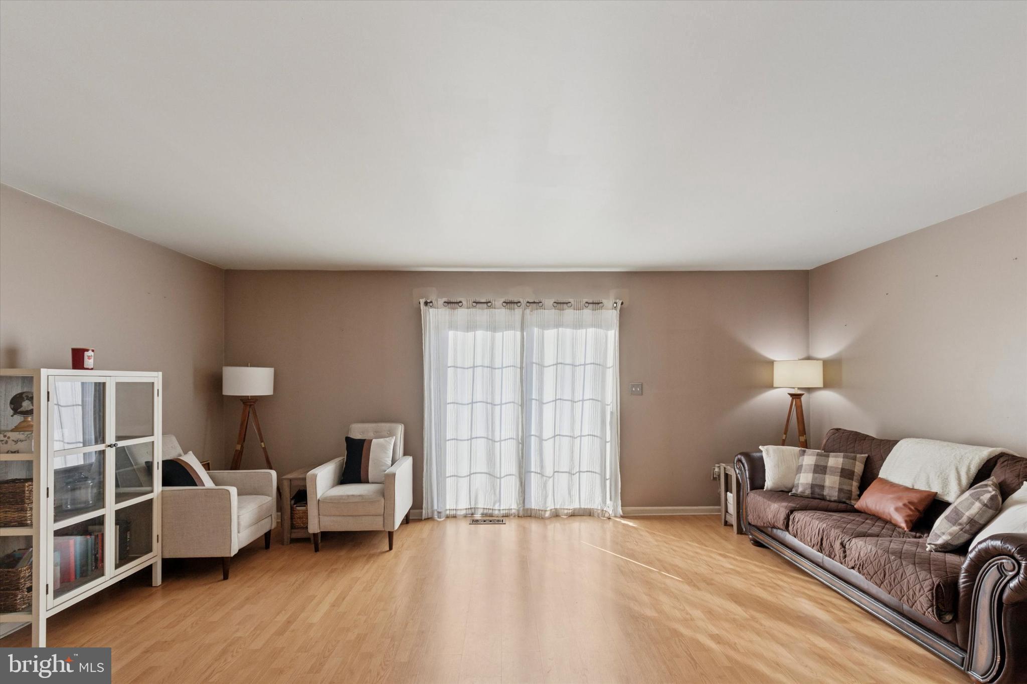 HEATHER KNOLL - Residential