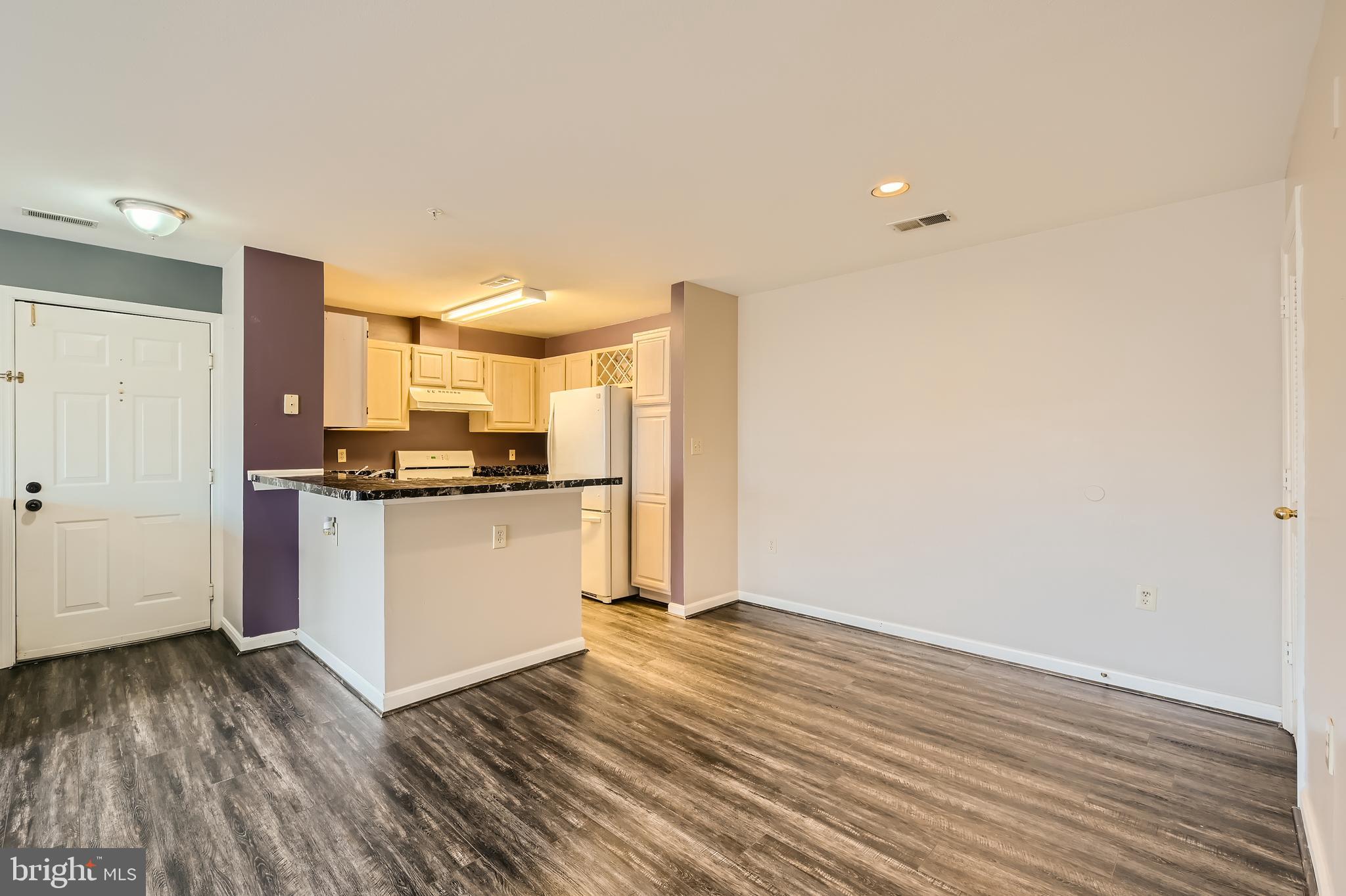 SILVERBROOK WOOD - Residential Lease