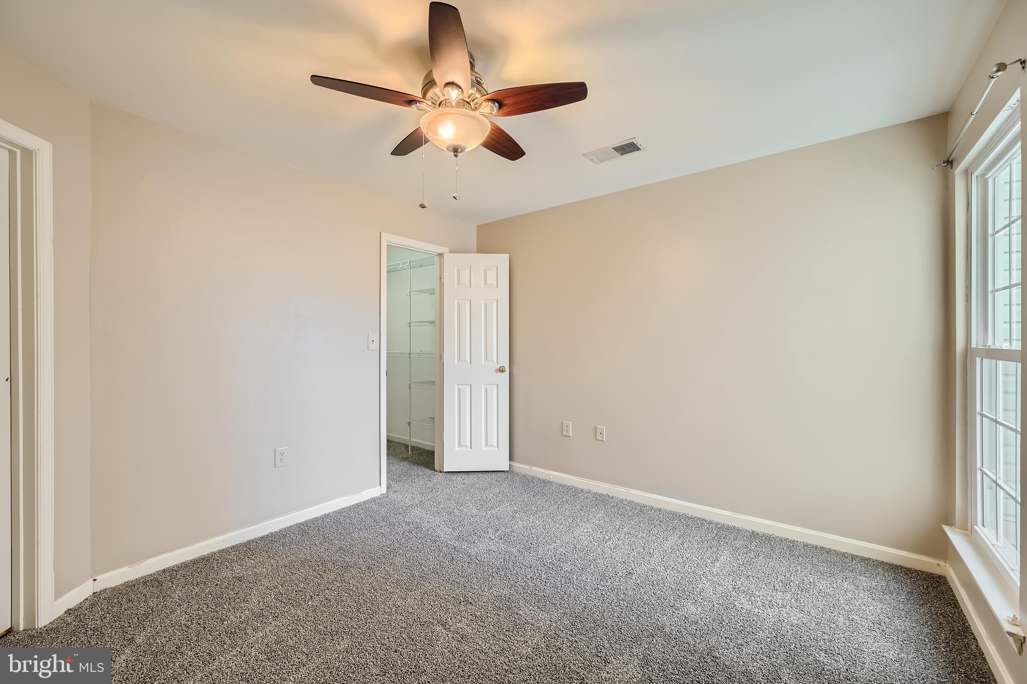 SILVERBROOK WOOD - Residential Lease