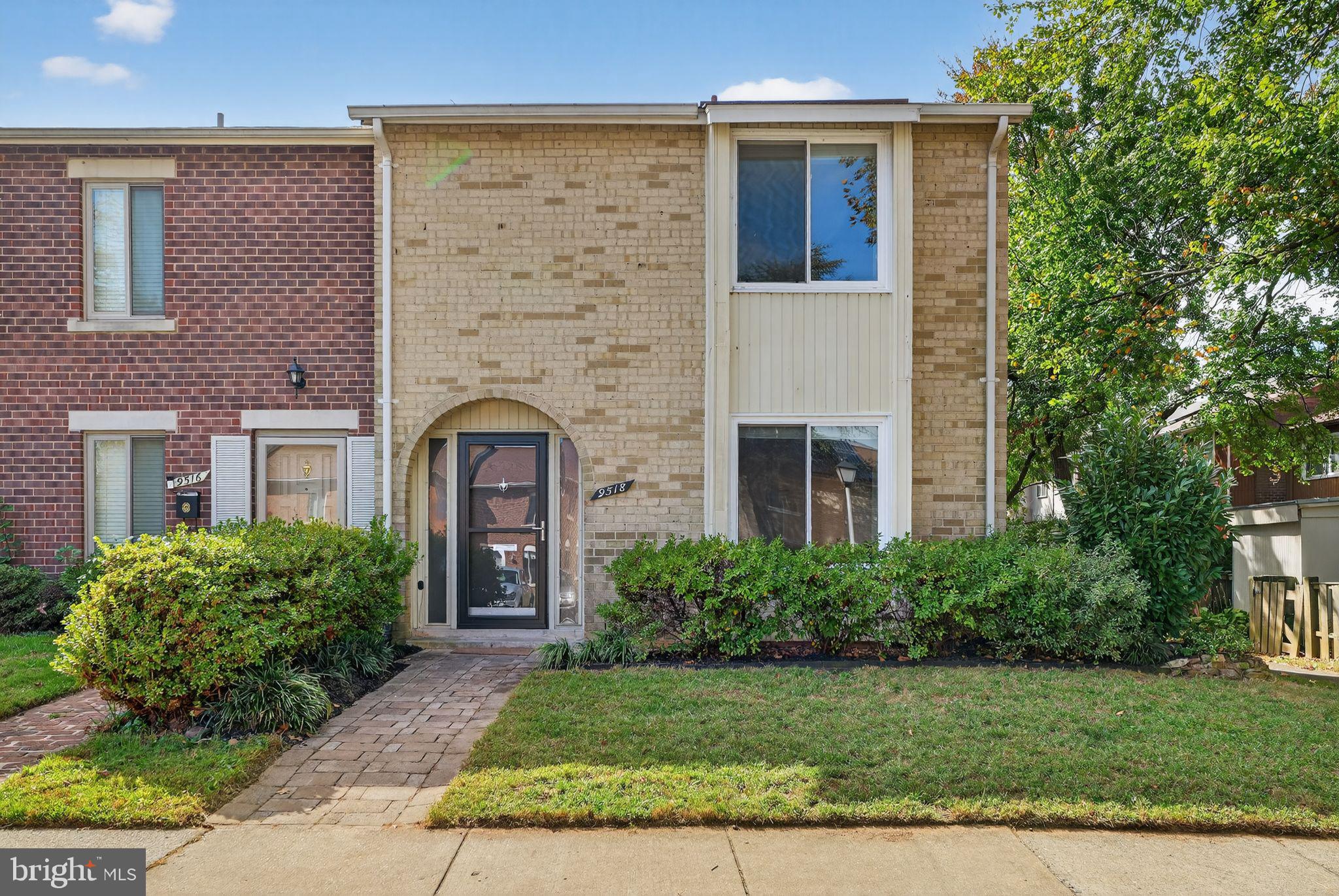 MARYLAND PLACE - Residential Lease