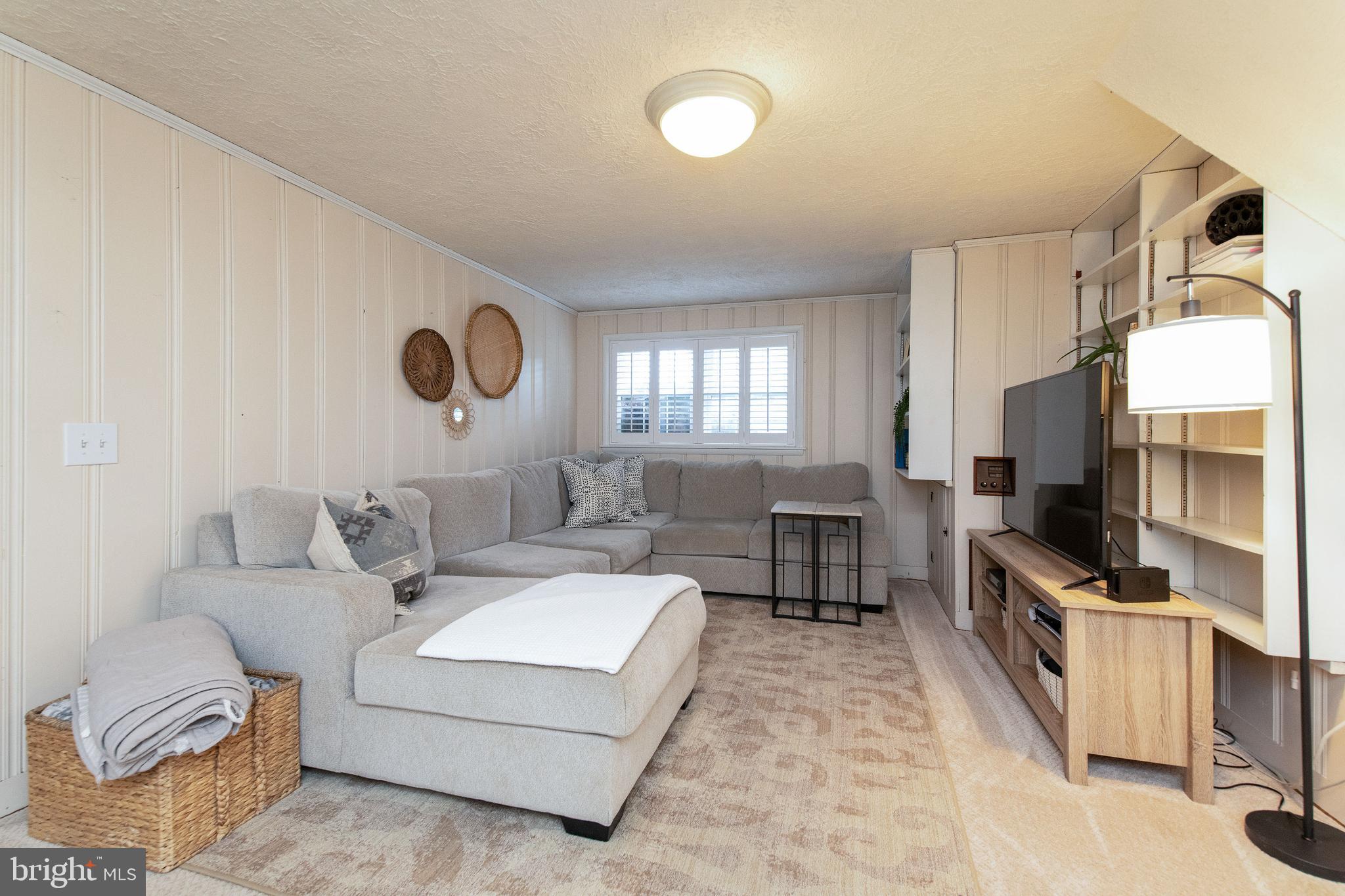 BRIDLEWOOD - Residential