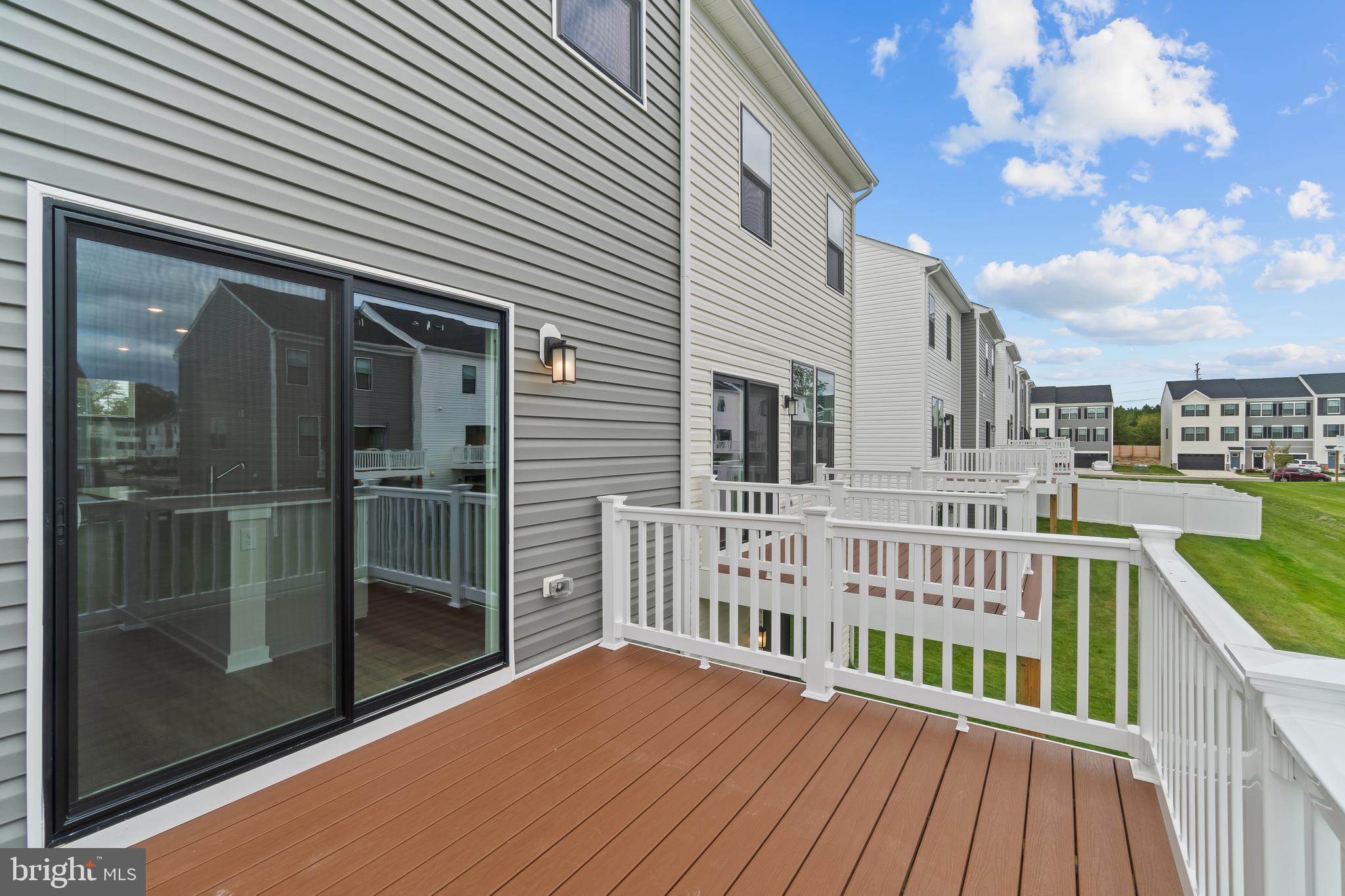 PINEGROVE - Residential