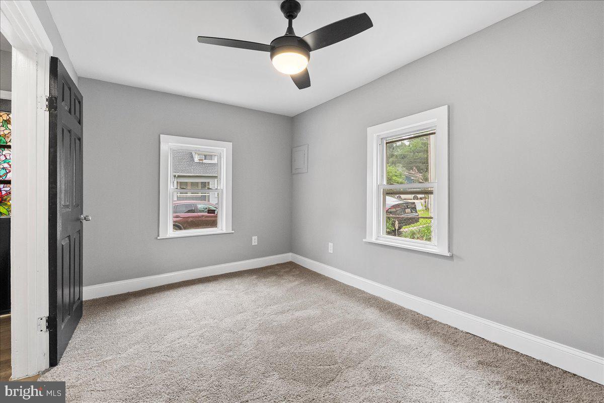 RIVERDALE HEIGHTS - Residential