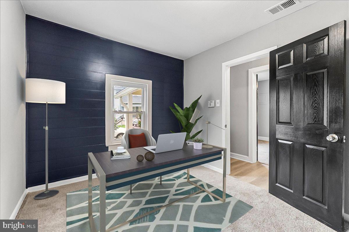 RIVERDALE HEIGHTS - Residential