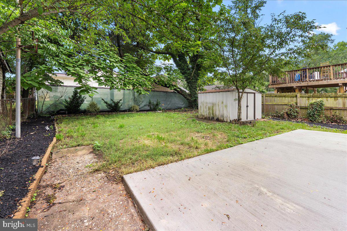 RIVERDALE HEIGHTS - Residential