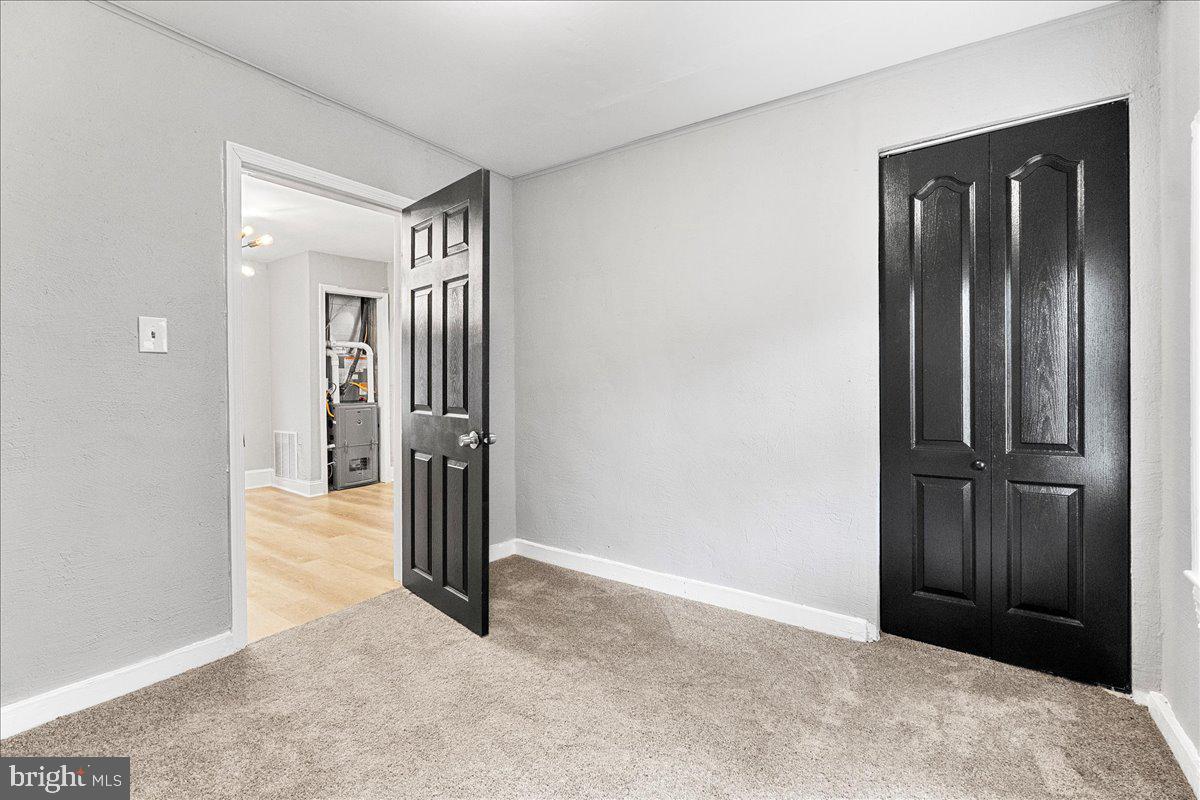 RIVERDALE HEIGHTS - Residential