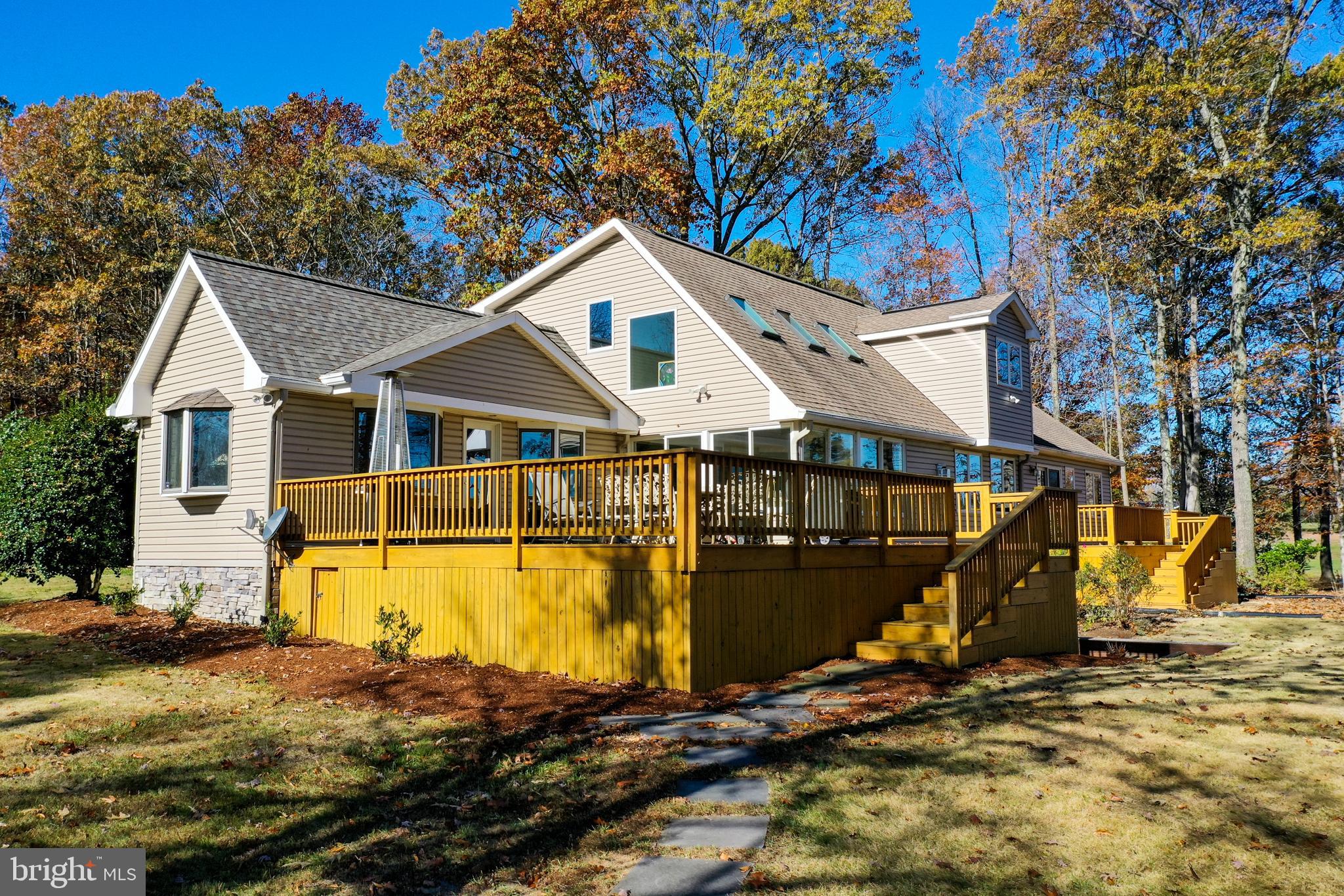 BEAR CASTLE - Residential