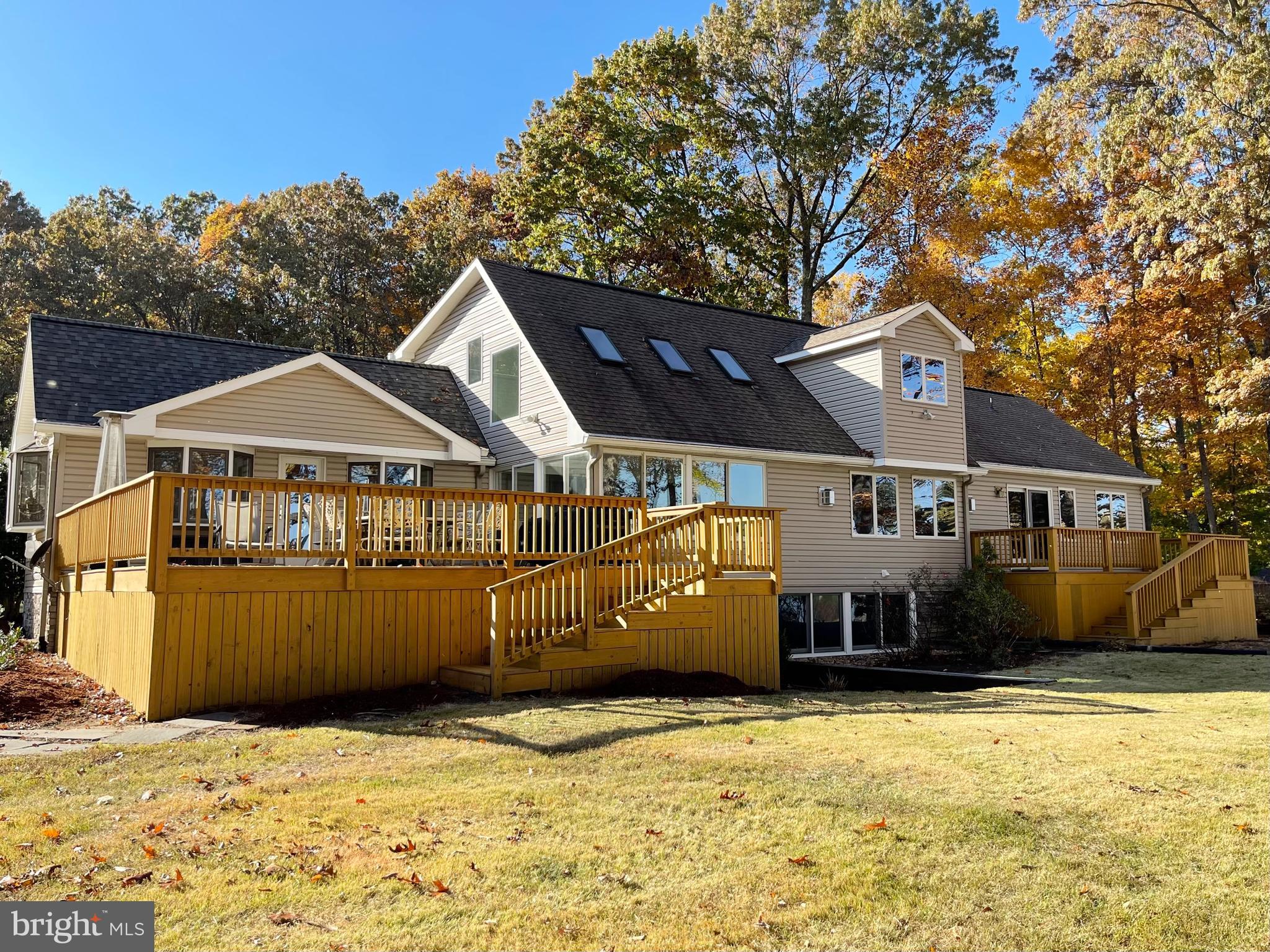 BEAR CASTLE - Residential