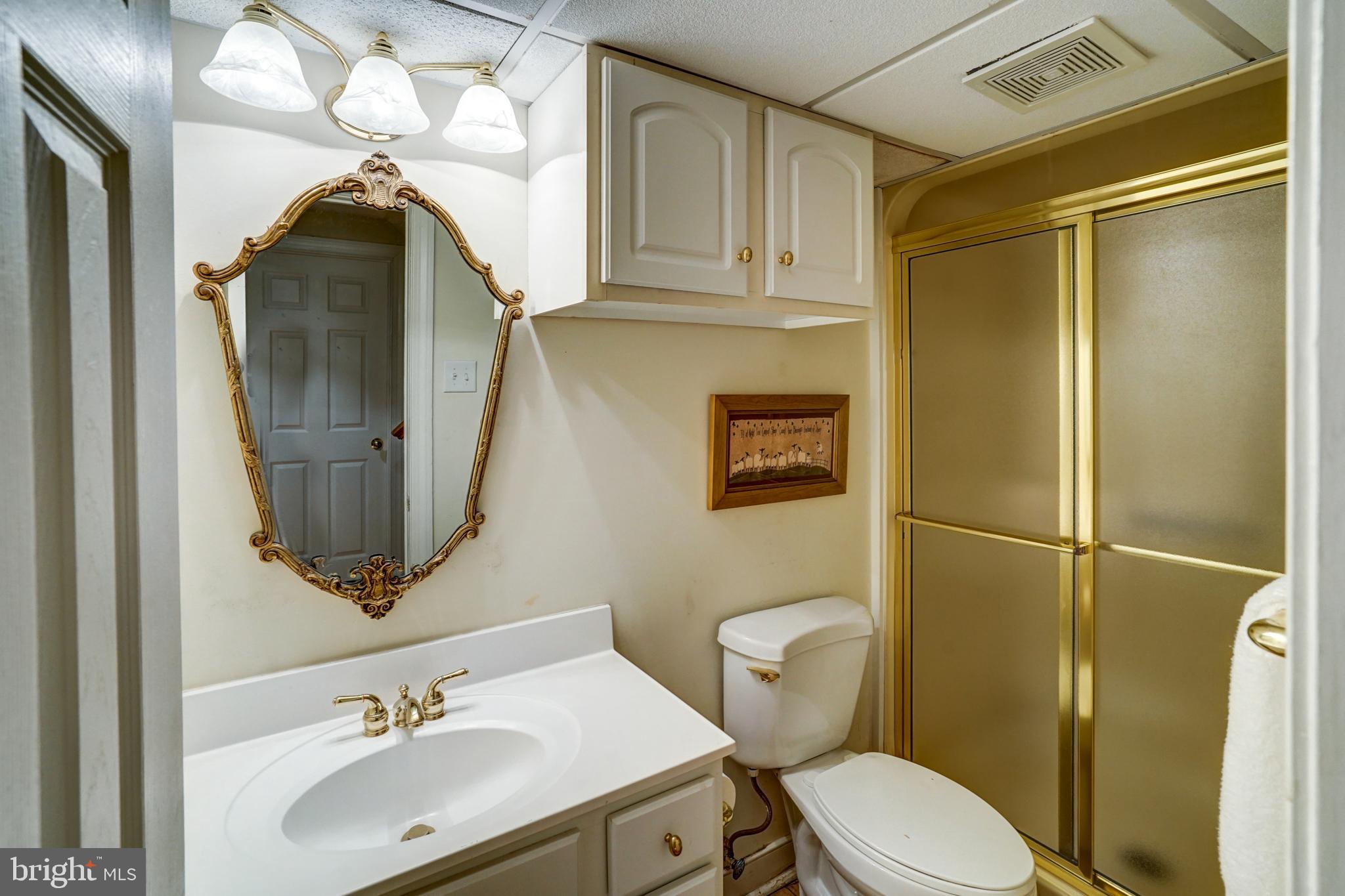 BEAR CASTLE - Residential