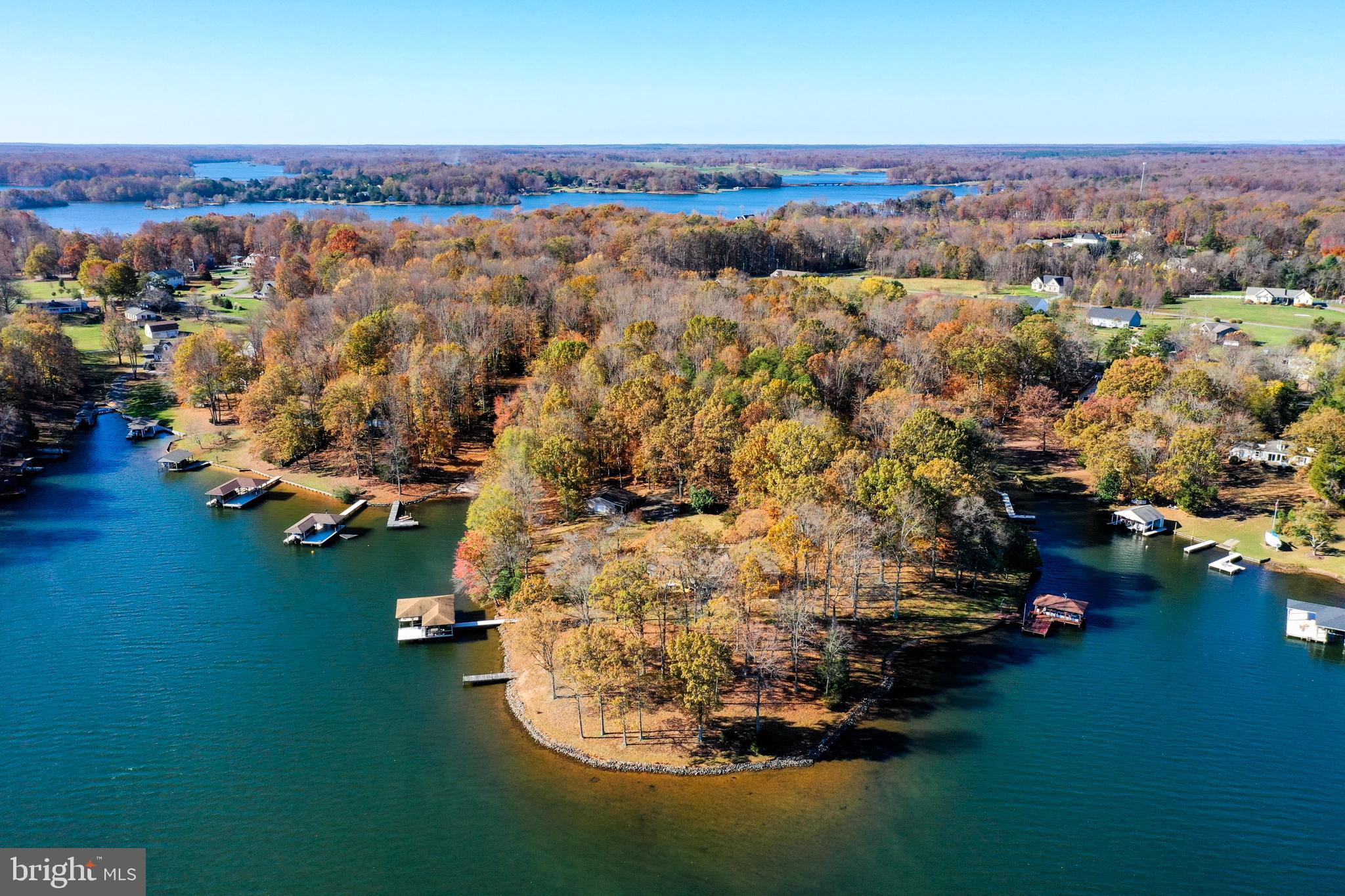 BEAR CASTLE - Residential