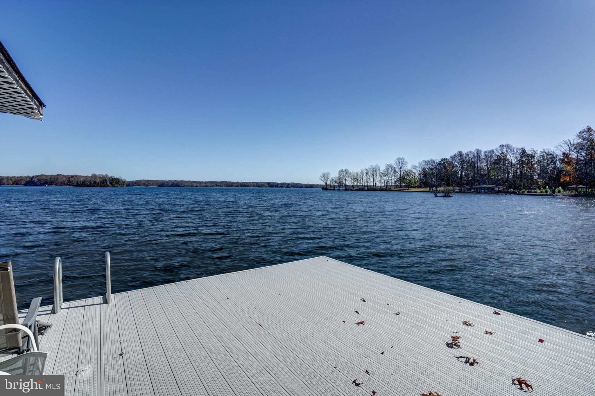 BEAR CASTLE - Residential