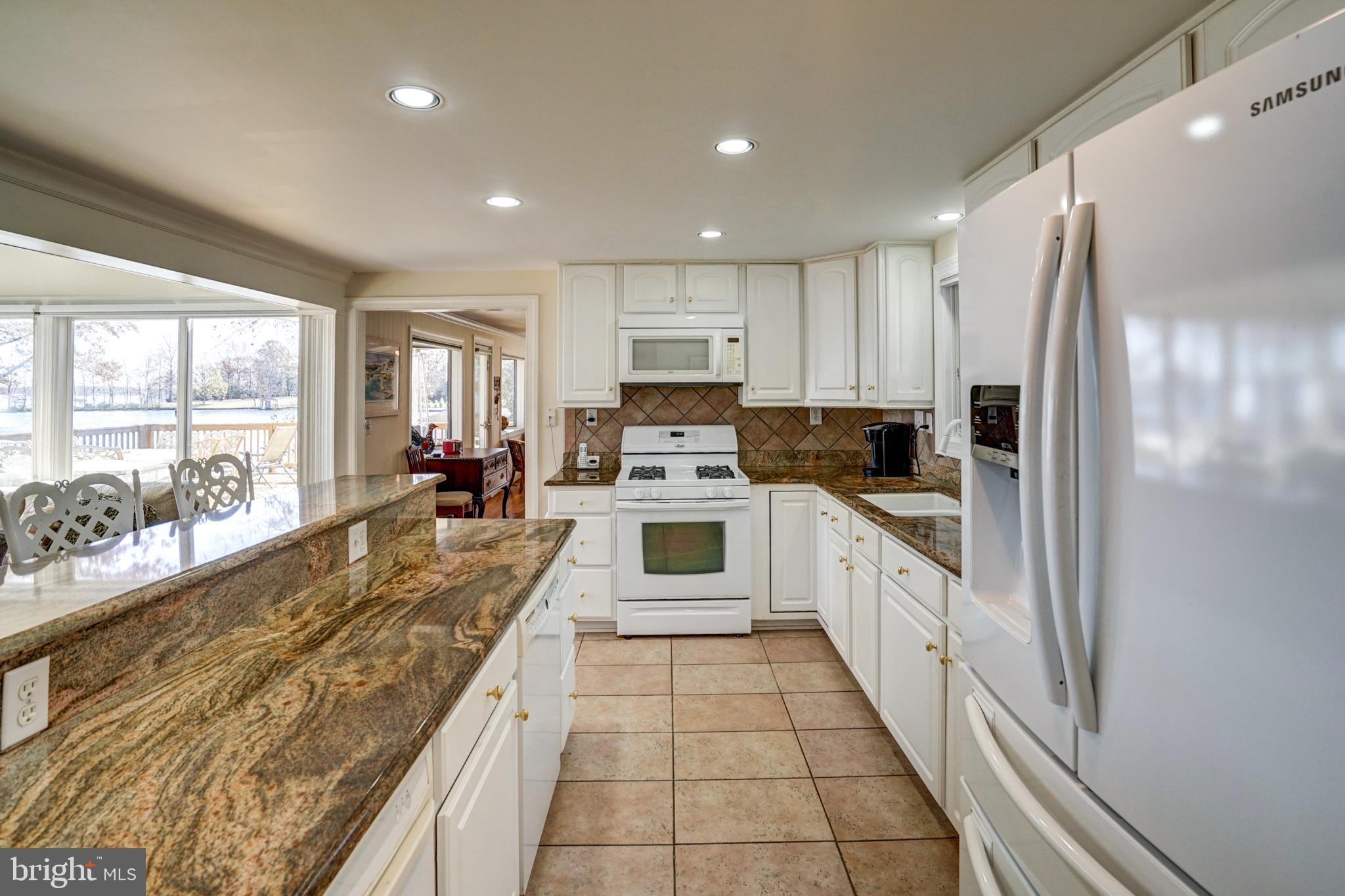 BEAR CASTLE - Residential