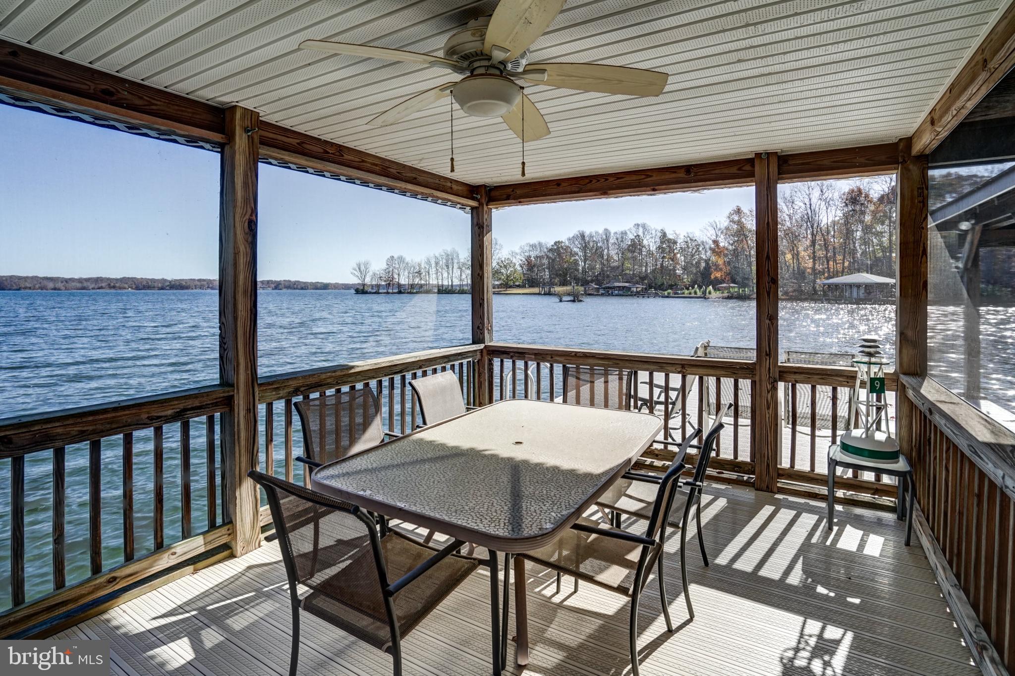 BEAR CASTLE - Residential