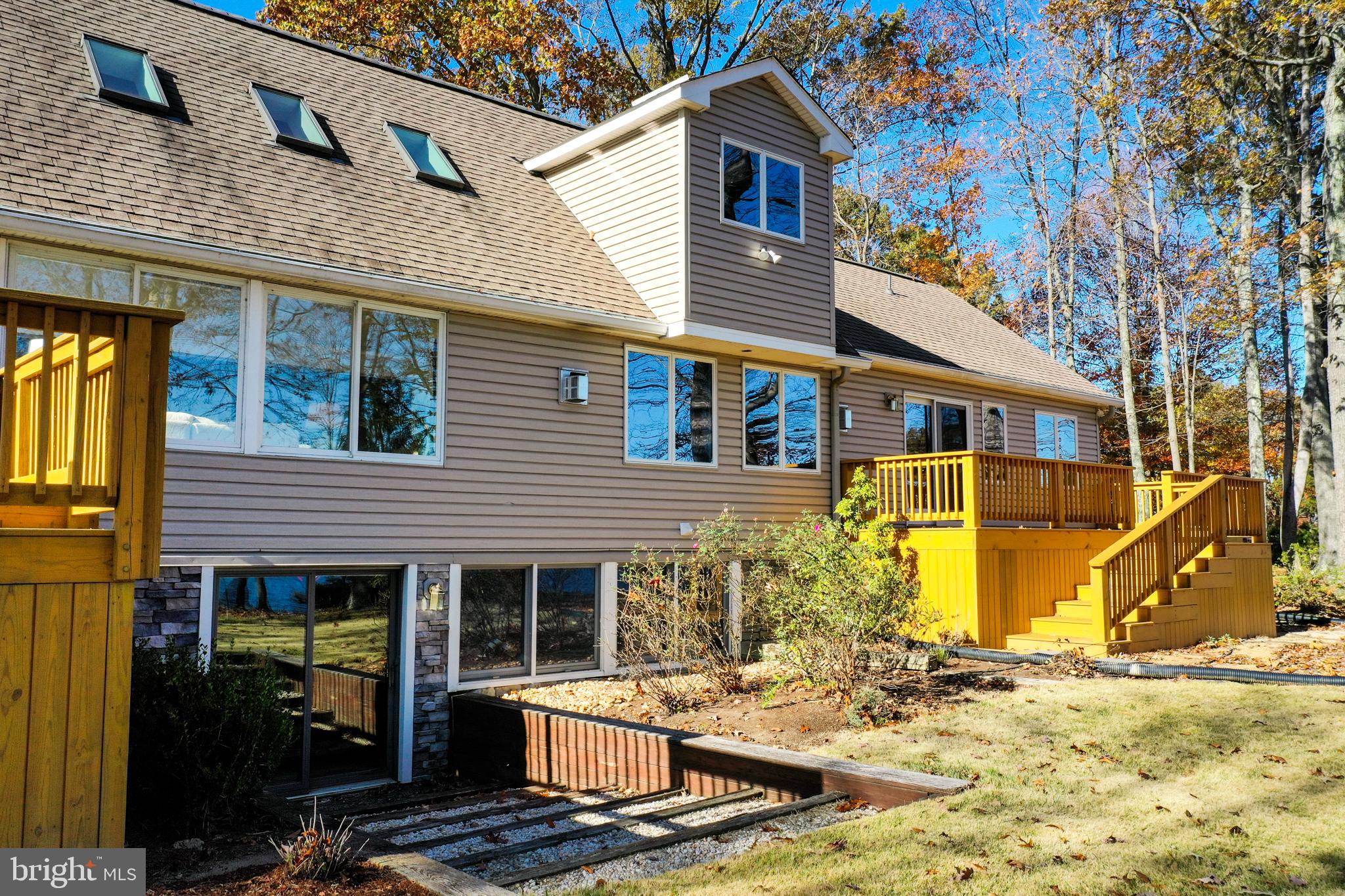 BEAR CASTLE - Residential