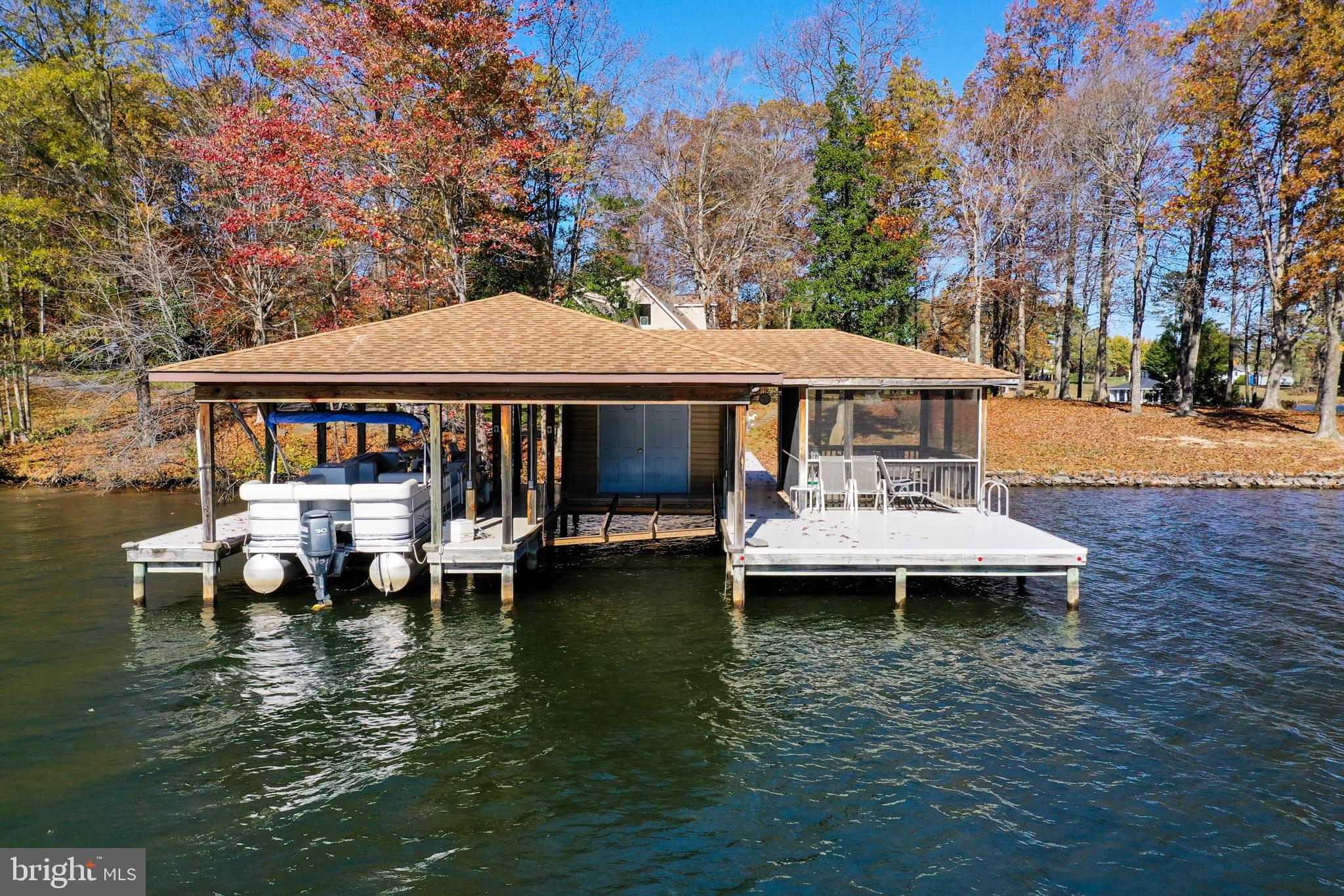 BEAR CASTLE - Residential