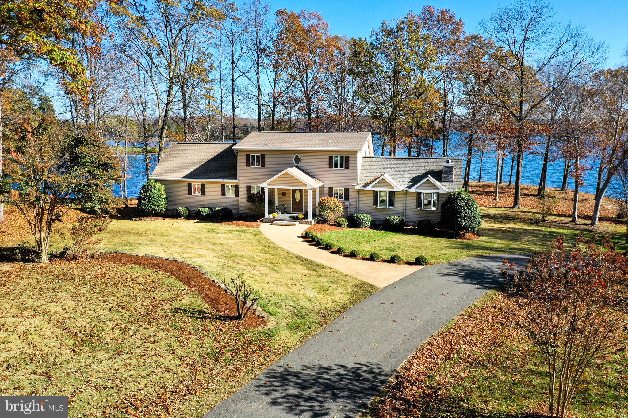 BEAR CASTLE - Residential