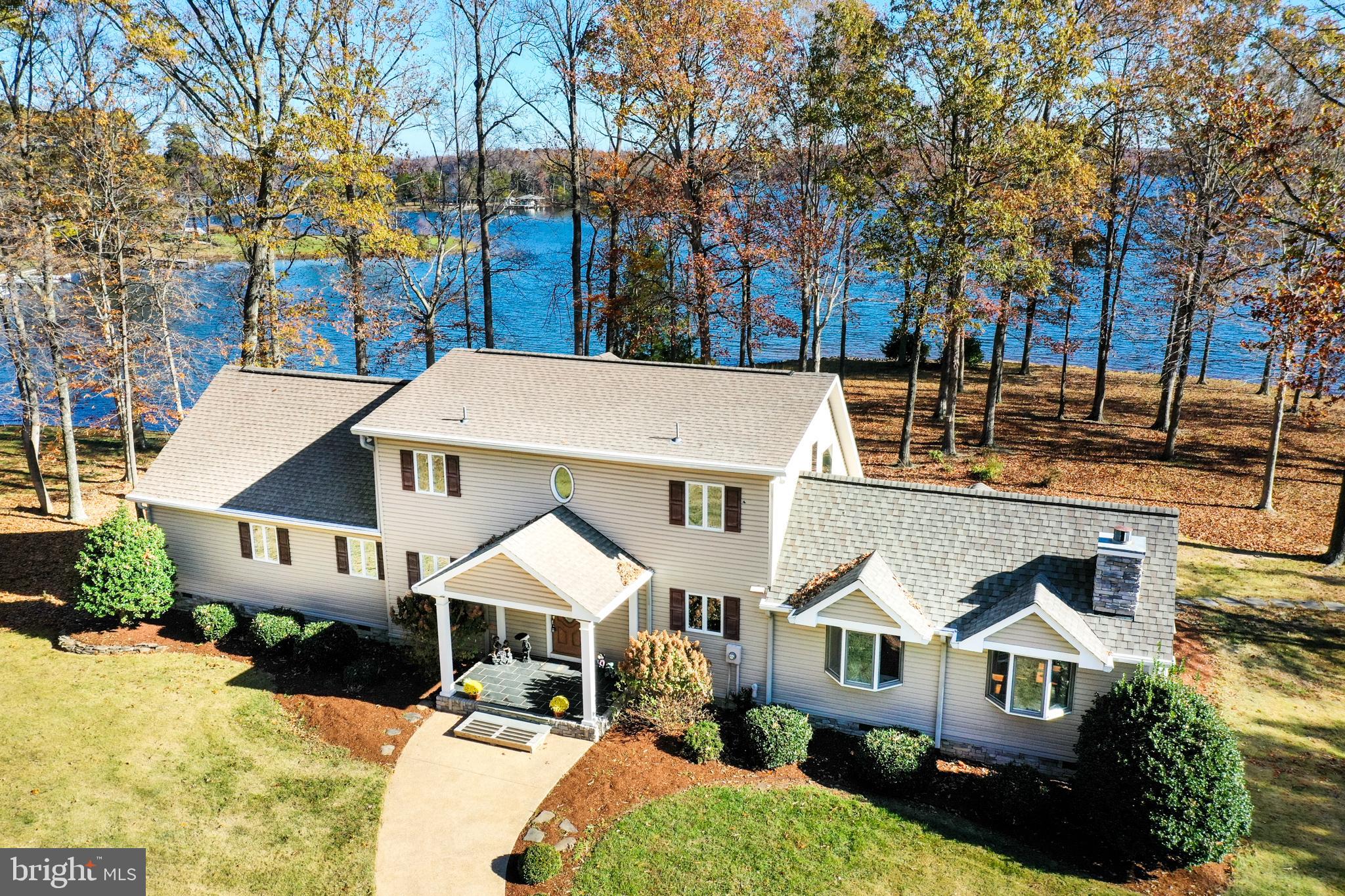 BEAR CASTLE - Residential