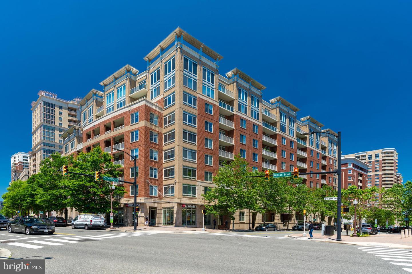 THE HAWTHORN CONDOMINIUM - Residential Lease