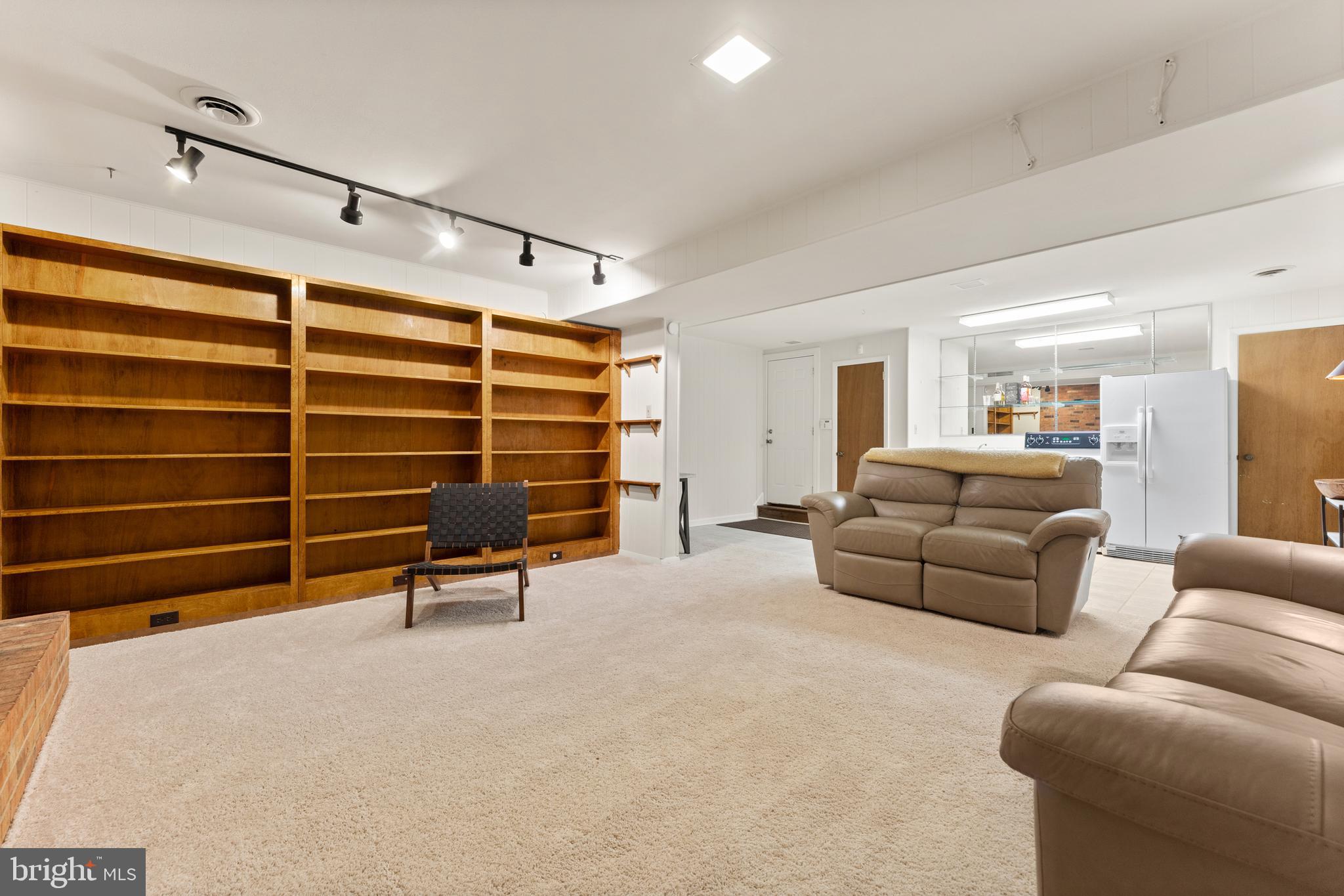 BRAEHEAD WOODS - Residential