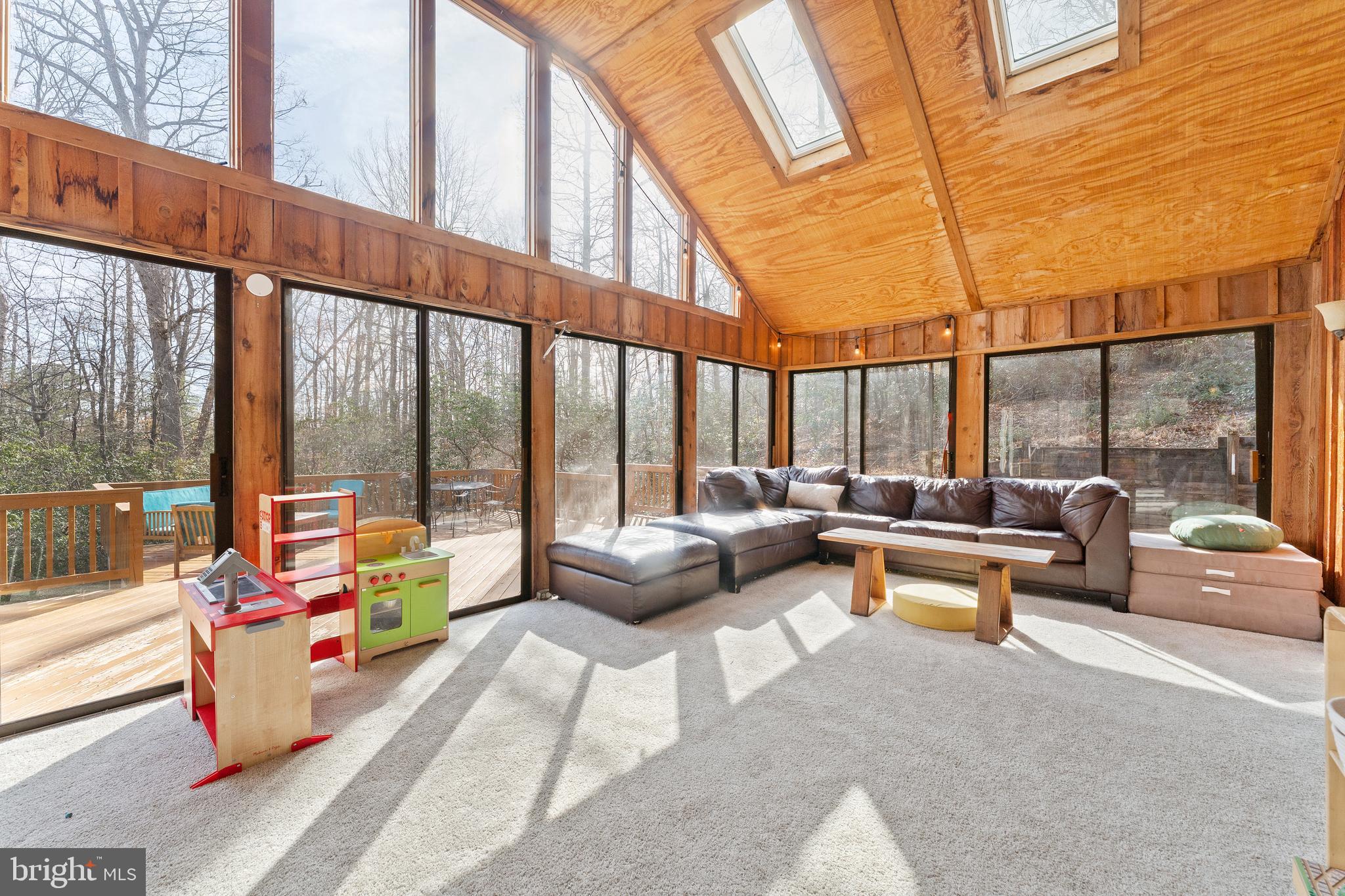 BRAEHEAD WOODS - Residential