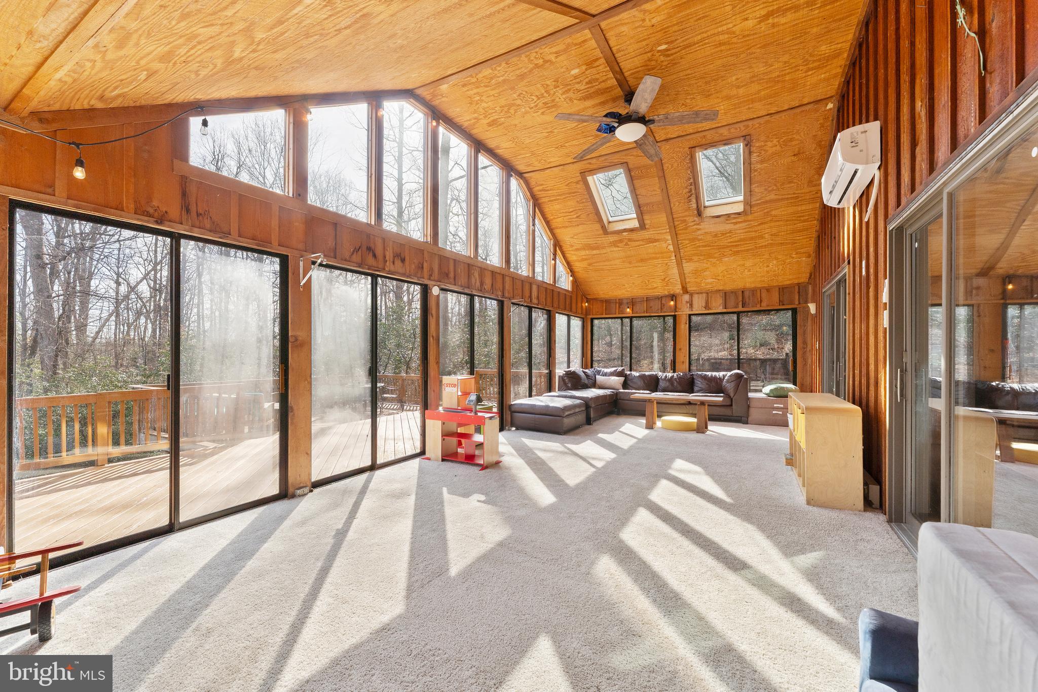 BRAEHEAD WOODS - Residential